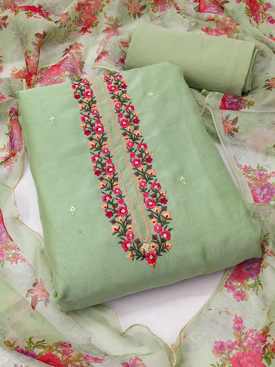 

ZEEPKART Embroidered Organza Unstitched Dress Material, Green