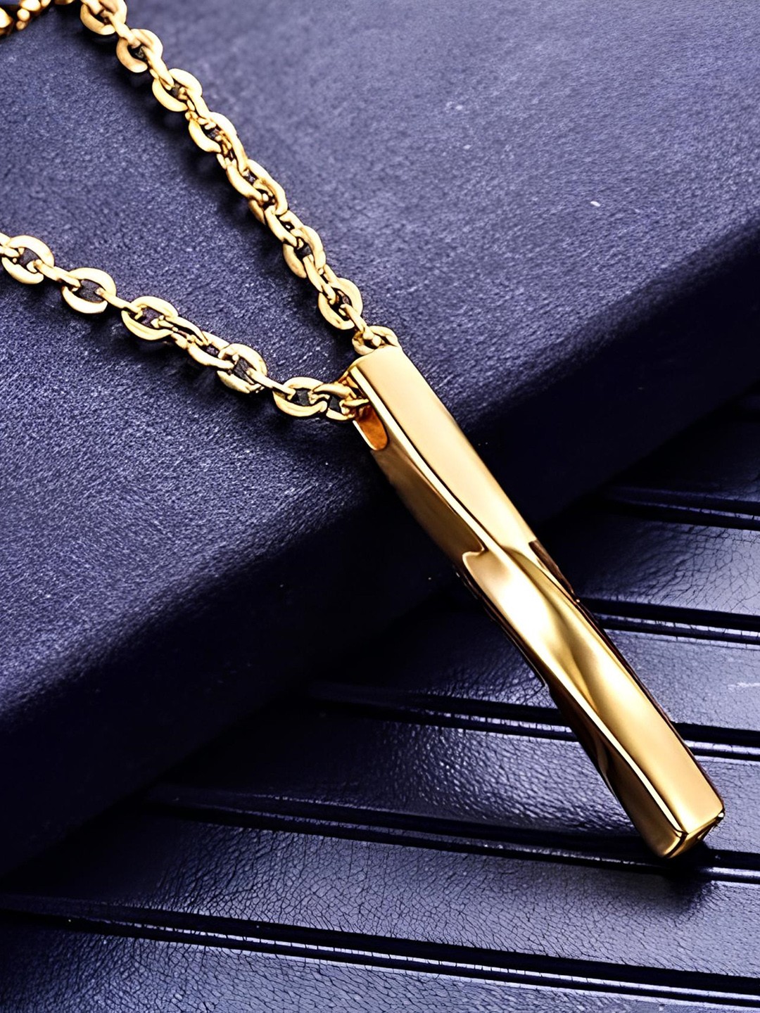 

KARISHMA KREATIONS Stainless Steel Gold-Plated Twist Pendent & Chain