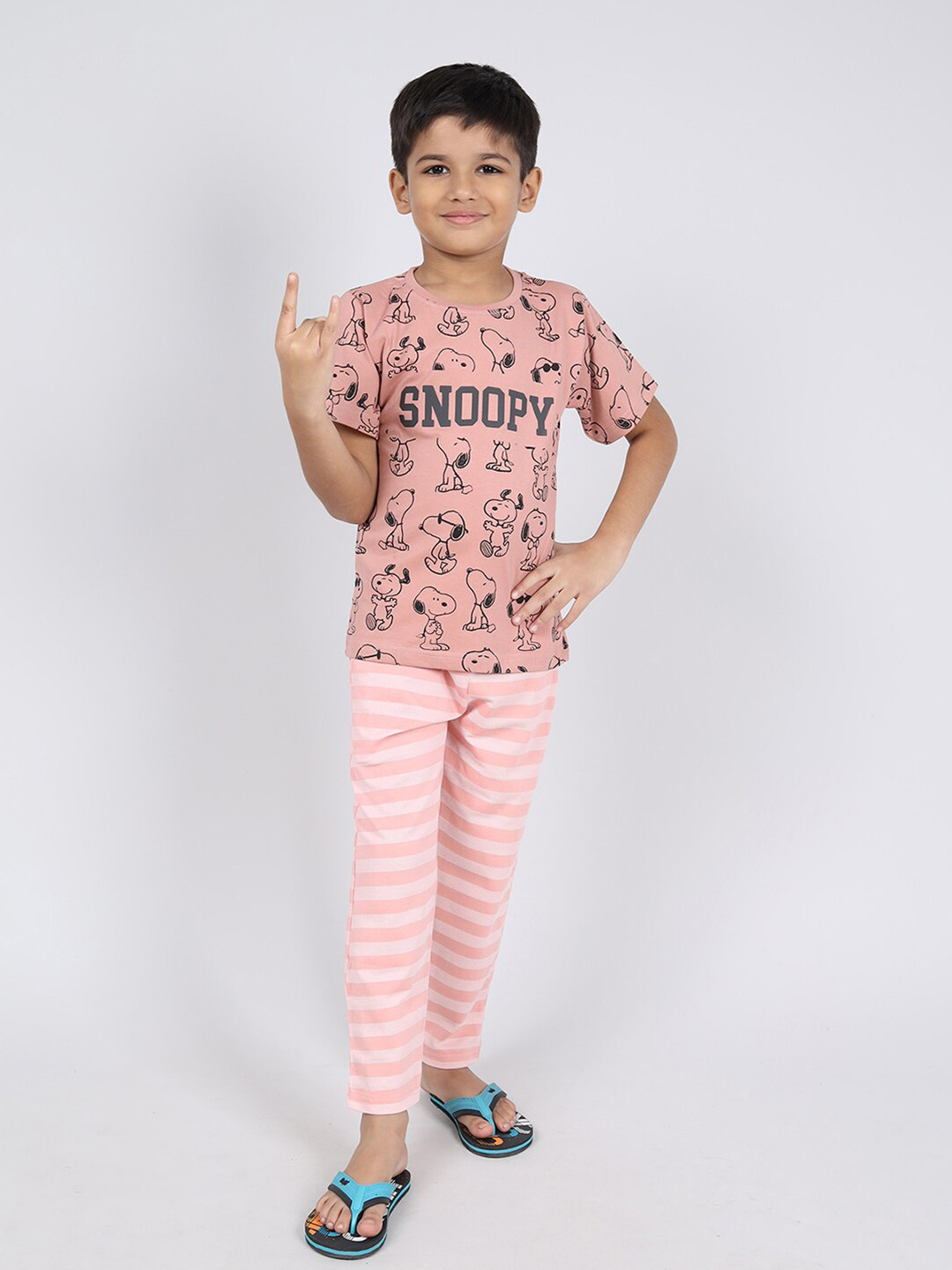 

DENIKID Boys Snoopy Printed Pure Cotton Night Suit, Brown