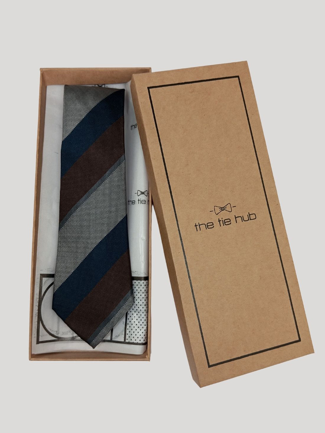 

The Tie Hub Men Striped Silk Broad Tie, Grey