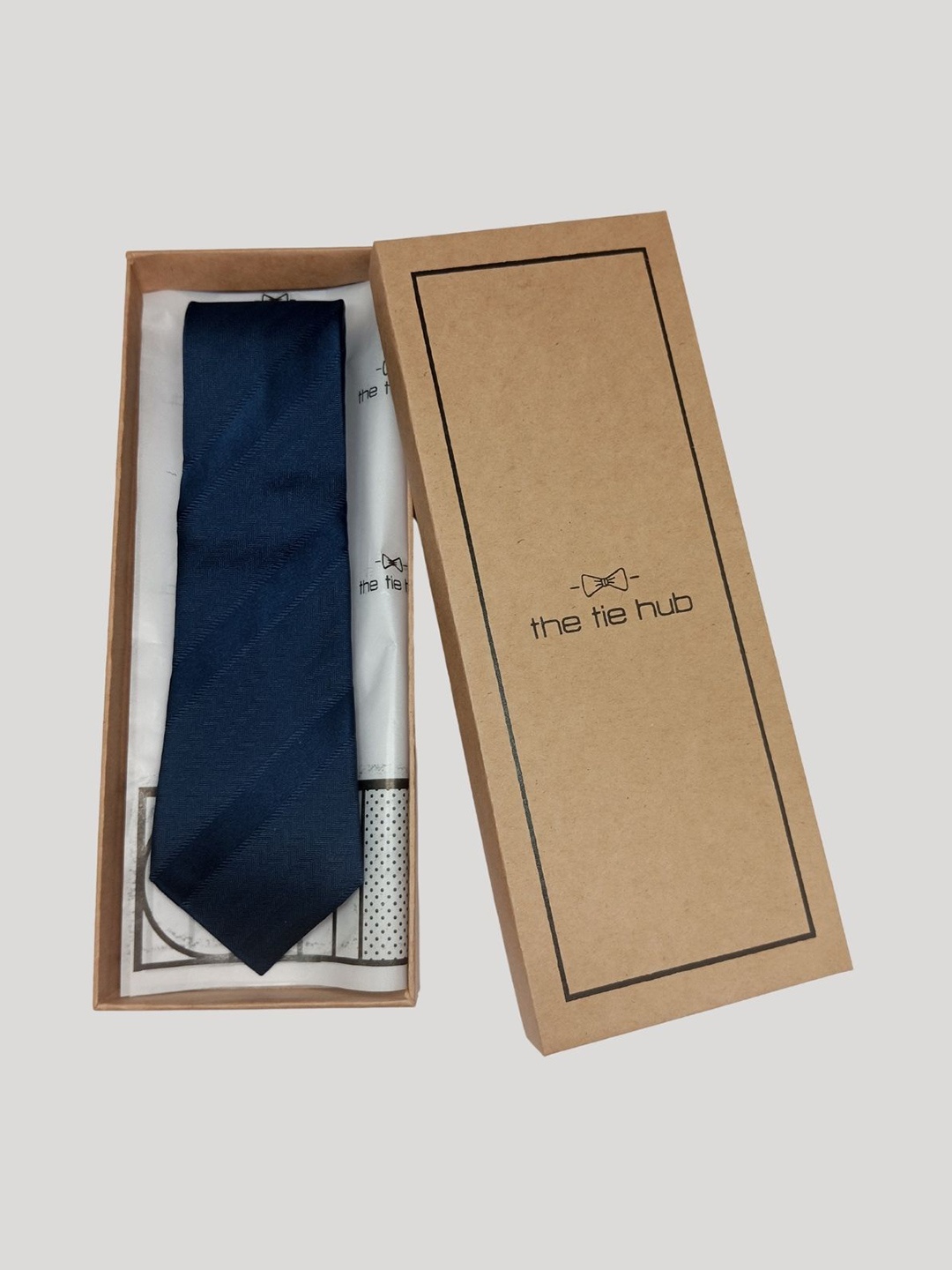 

The Tie Hub Men Silk Striped Skinny Tie, Blue