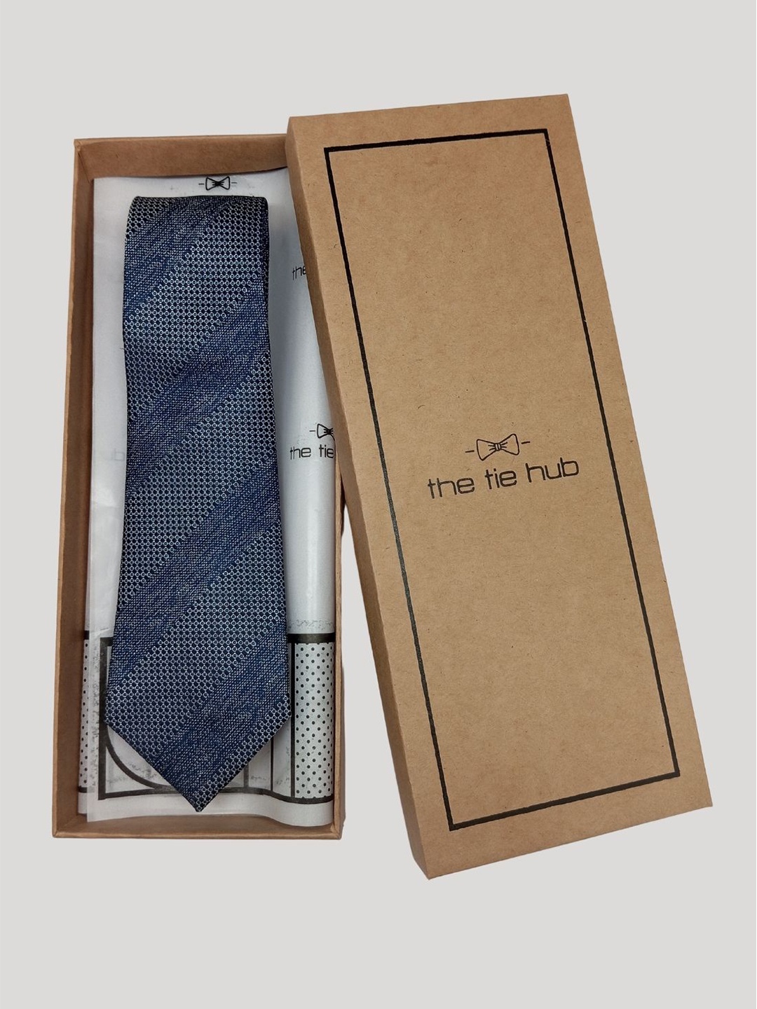 

The Tie Hub Men Striped Silk Broad Tie, Blue