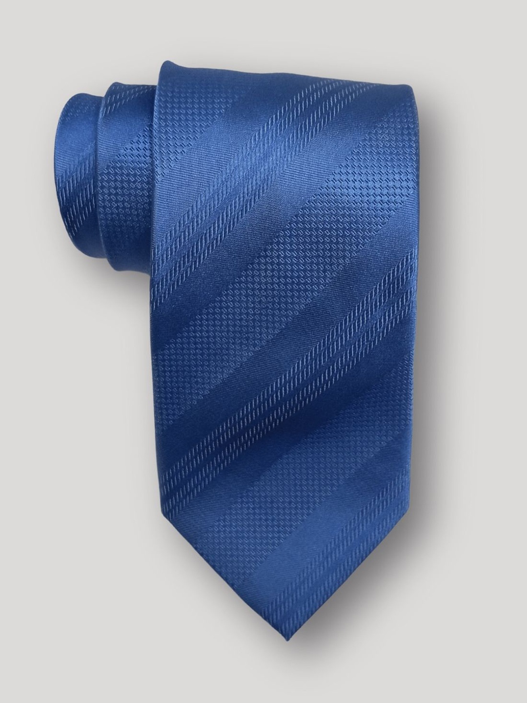 

The Tie Hub Woven Designed Silk Skinny Tie, Blue