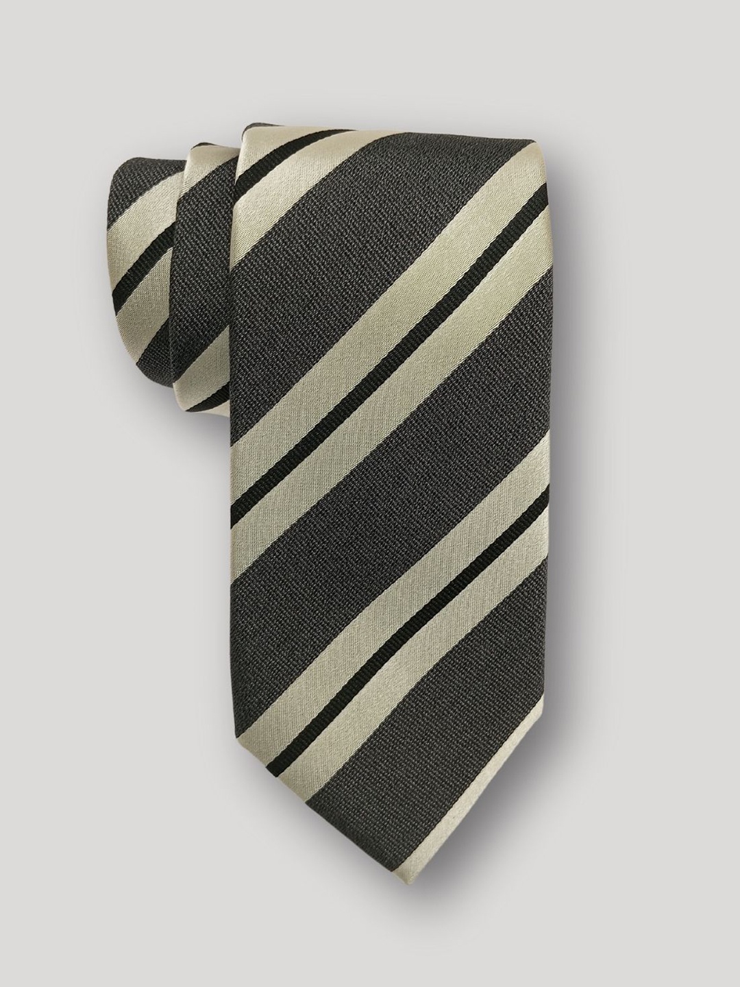 

The Tie Hub Men Striped Silk Broad Tie, Grey