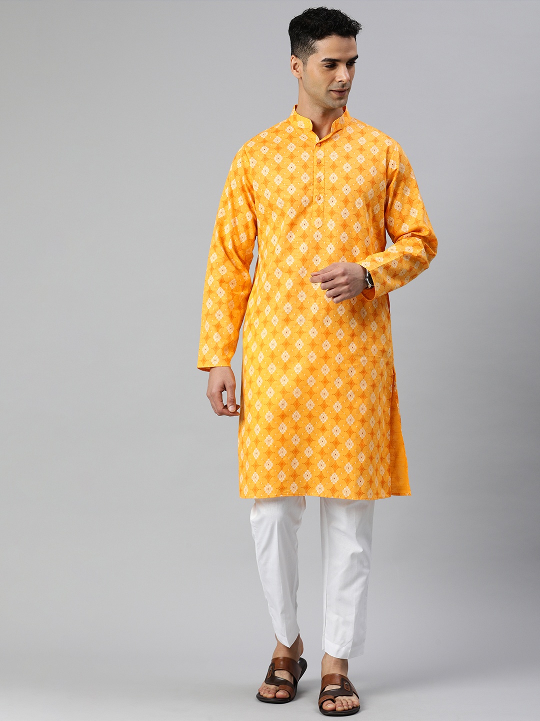 

Majestic Man Men Ethnic Motifs Printed Mandarin Collar Pure Cotton Kurta, Yellow