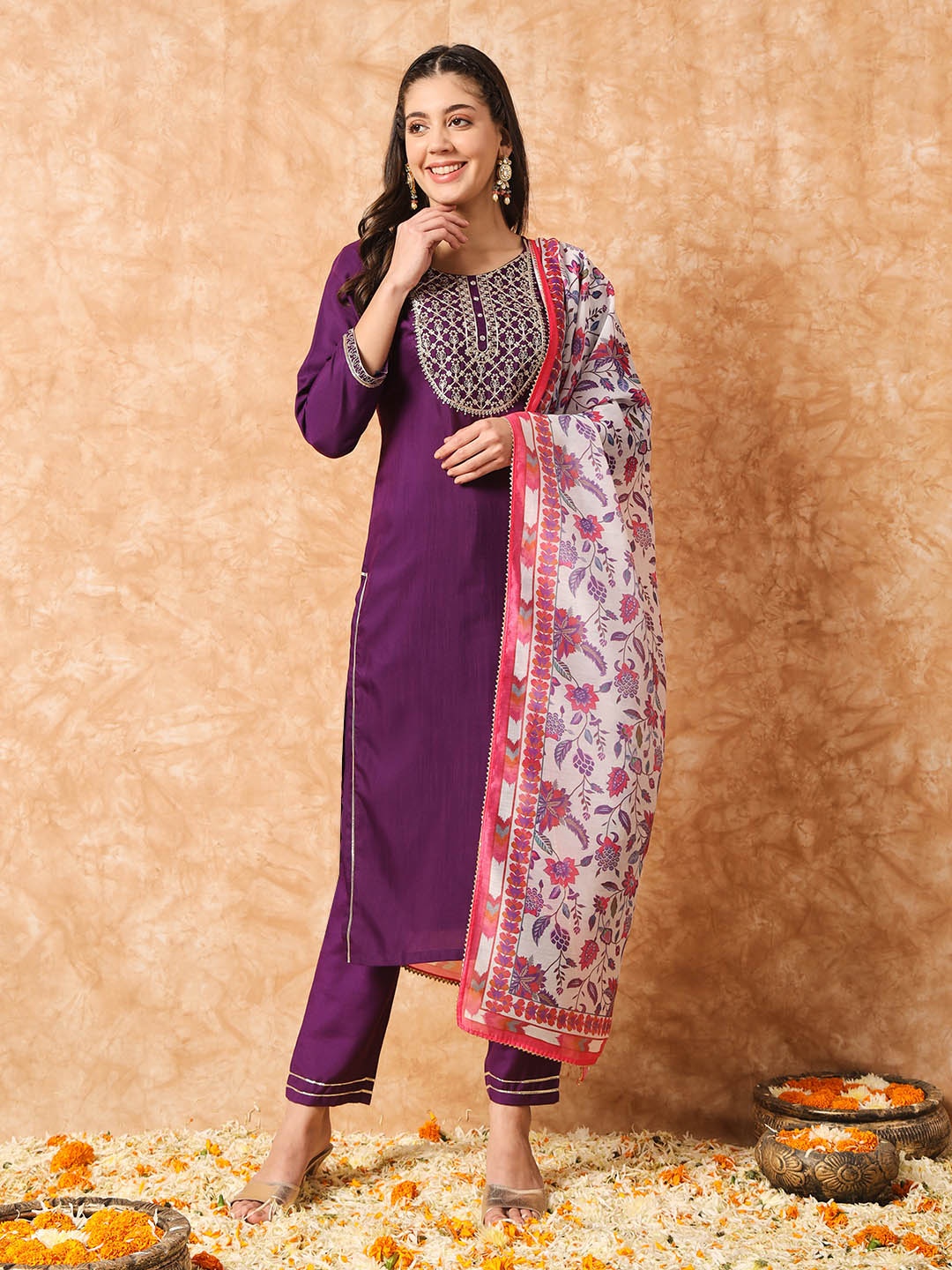 

Navlik Floral Embroidered Regular Kurta with Trousers & With Dupatta, Purple