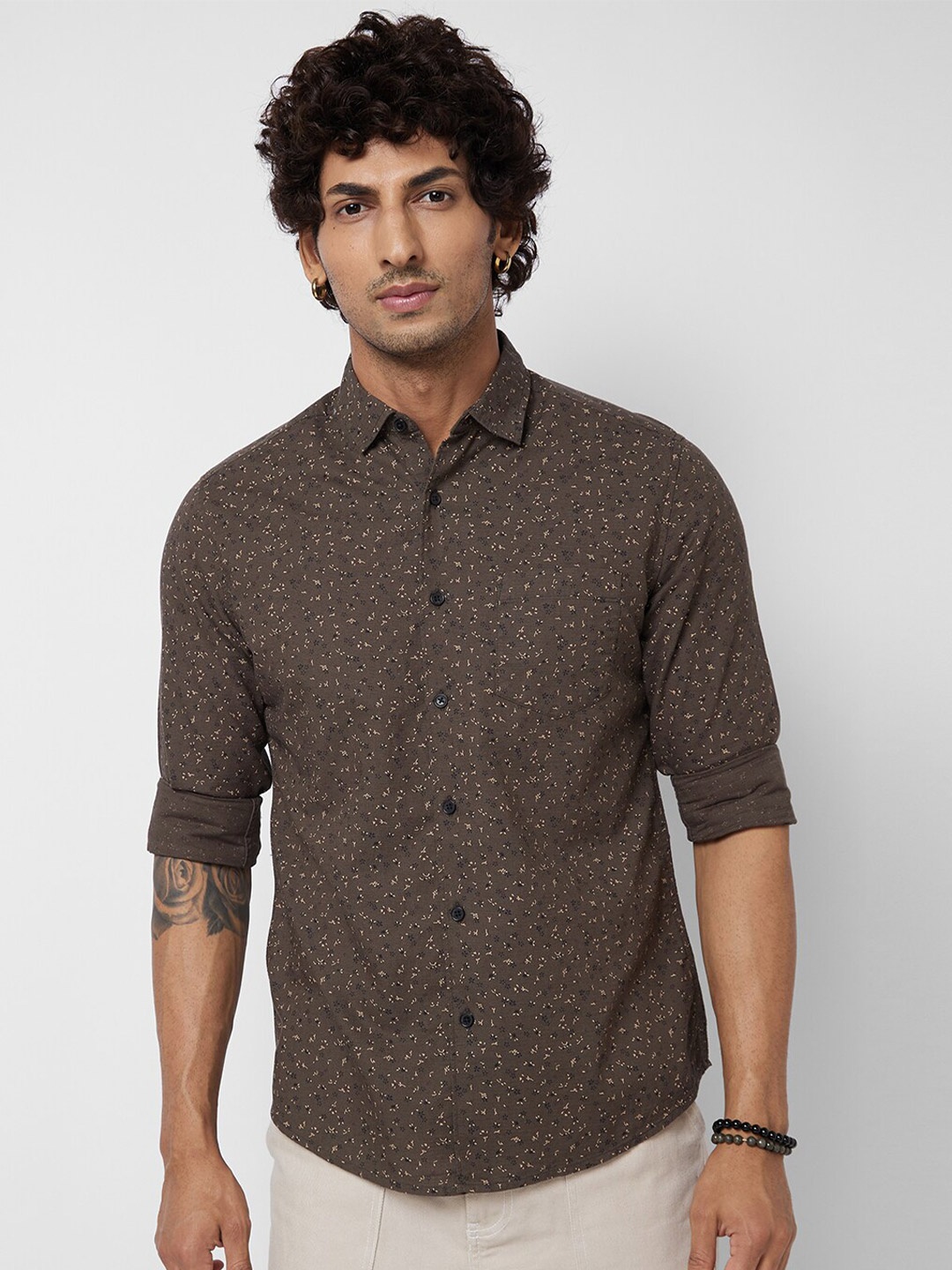 

VASTRADO Men Classic Slim Fit Floral Floral Printed Cotton Casual Shirt, Olive