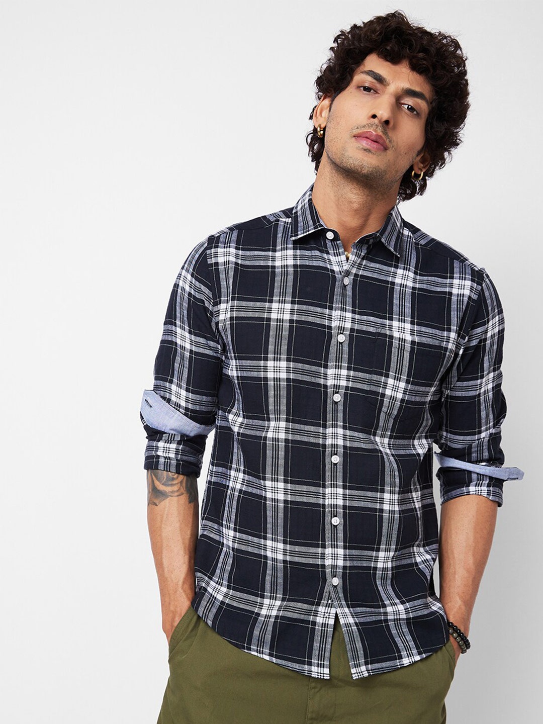 

VASTRADO Classic Slim Fit Checked Cotton Casual Shirt, Black