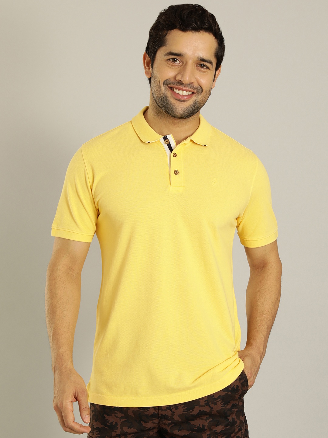 

Indian Terrain Polo Collar Applique T-shirt, Yellow