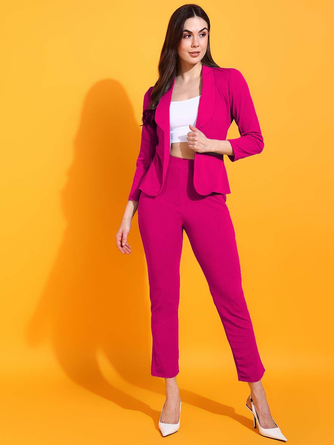 

WESTHOOD Shoulder Straps Crop Top & Trouser With Blazer, Pink