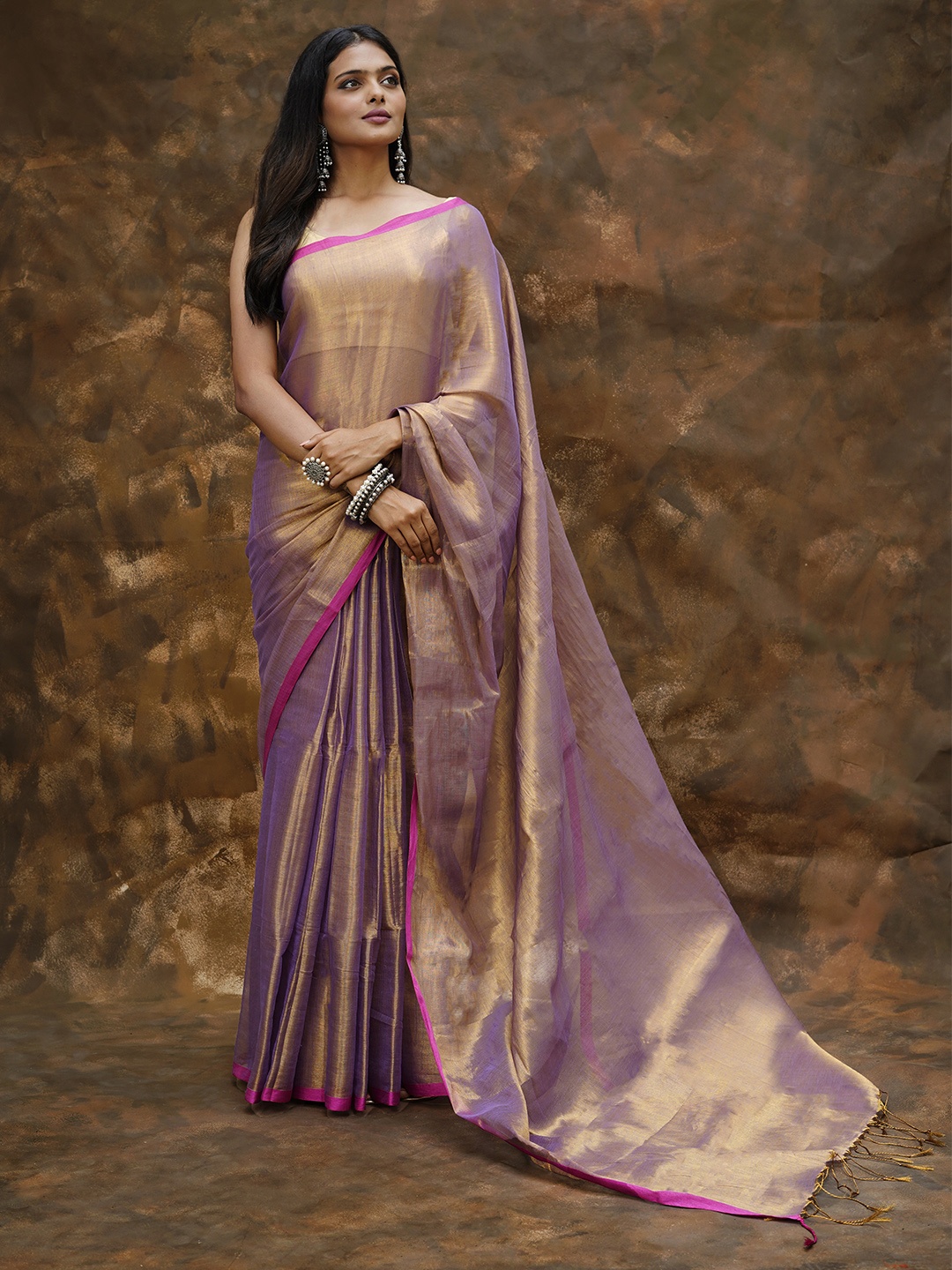 

TEEJH Woven Design Zari Saree, Purple