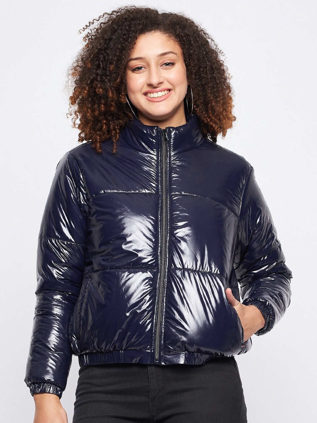 

Okane Mock Collar Long Sleeves Lightweight Nylon Crop Puffer Jacket, Navy blue