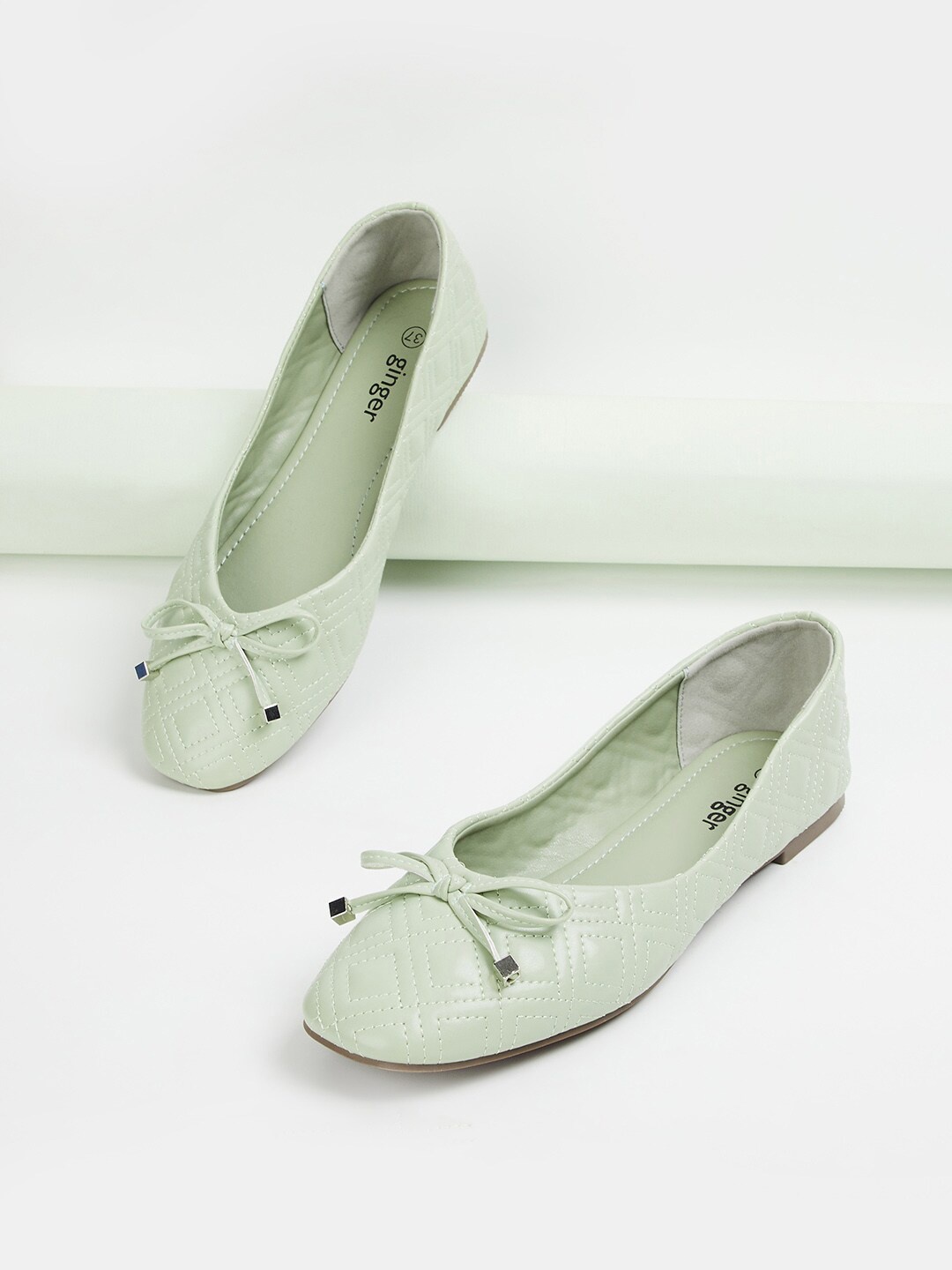 

Ginger by Lifestyle Textured Bows Detail Ballerinas Flats, Green