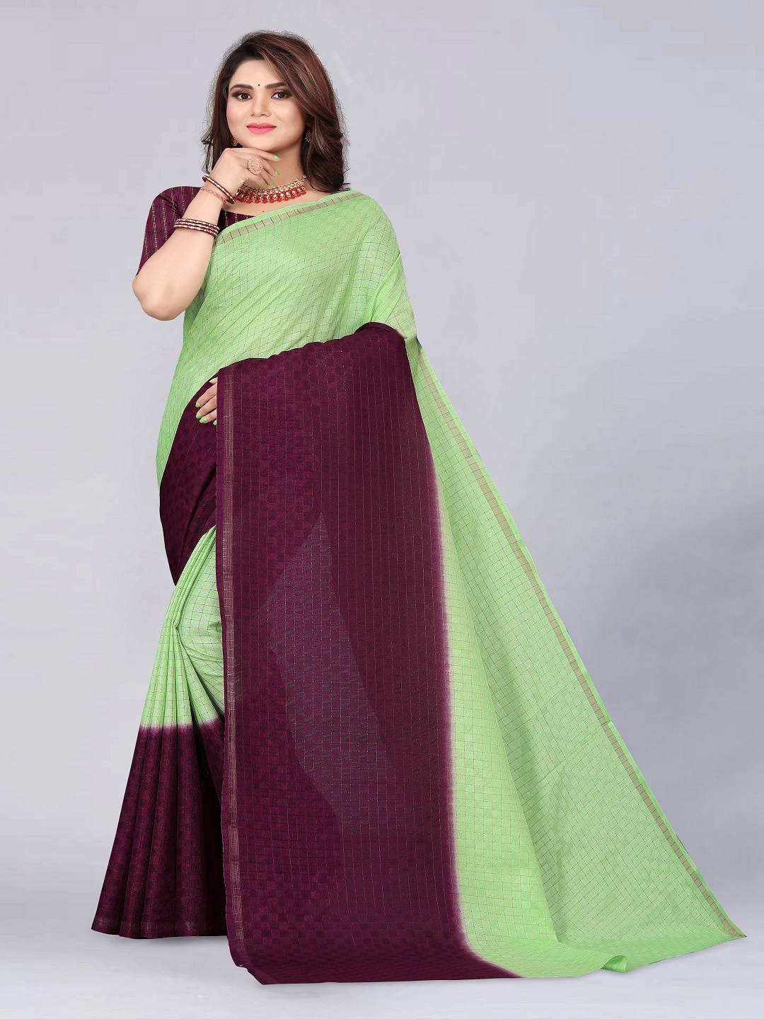 

faxofab Colourblocked Checked Zari Banarasi Saree, Sea green