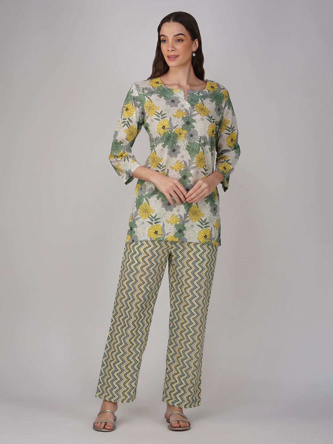 

SPARSA Floral Printed Pure Cotton Top with Trousers, Off white