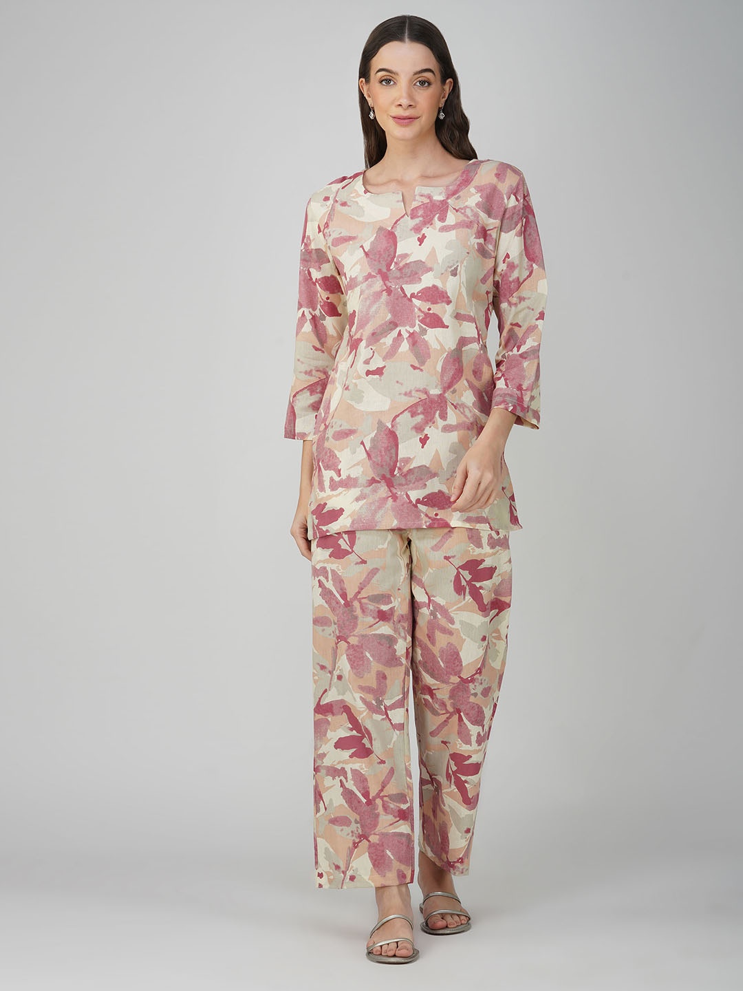 

SPARSA Printed Round Neck Pure Cotton Top & Mid-Rise Palazzos, Peach