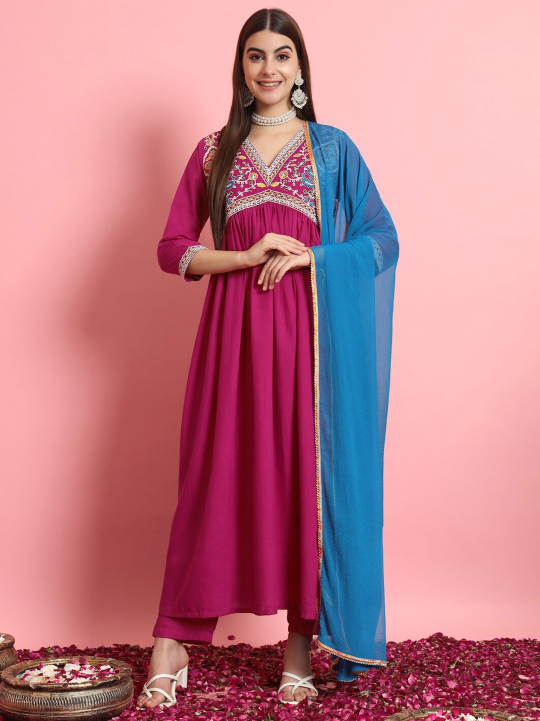 

VredeVogel Floral Yoke Design Thread Work Kurta With Trousers & Dupatta, Pink