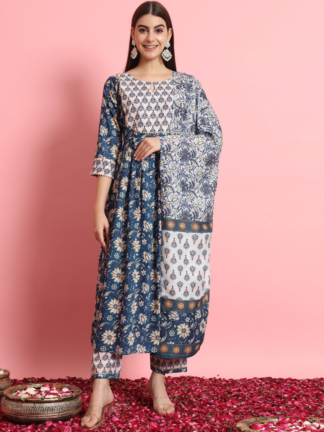 

VredeVogel Floral Printed A-Line Regular Kurta With Trousers & Dupatta, Blue