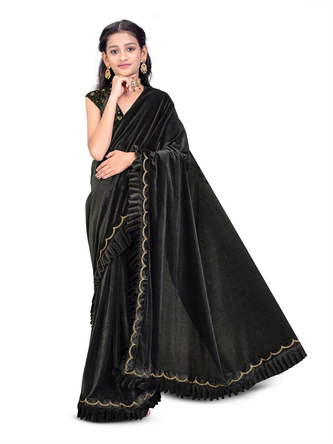 

Dhyey Fashion Girls Sequinned Velvet Ready To Wear Saree, Black