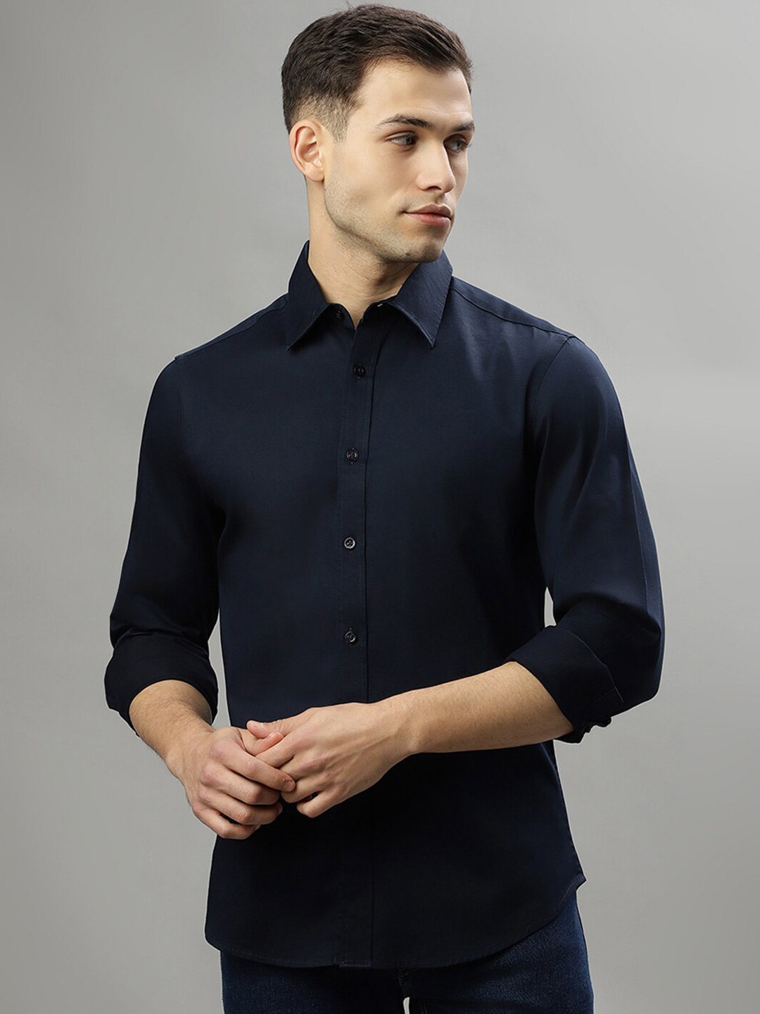 

Iconic Slim Fit Spread Collar Casual Shirt, Navy blue
