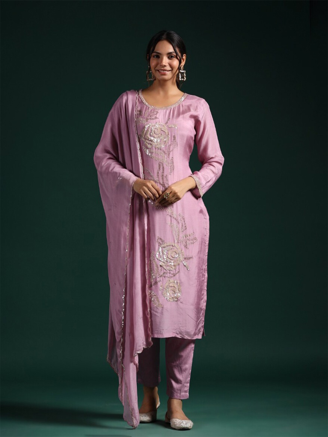 

PRATAP SONS Floral Embellished Straight Sequinned Pure Silk Kurta with Trousers & Dupatta, Pink