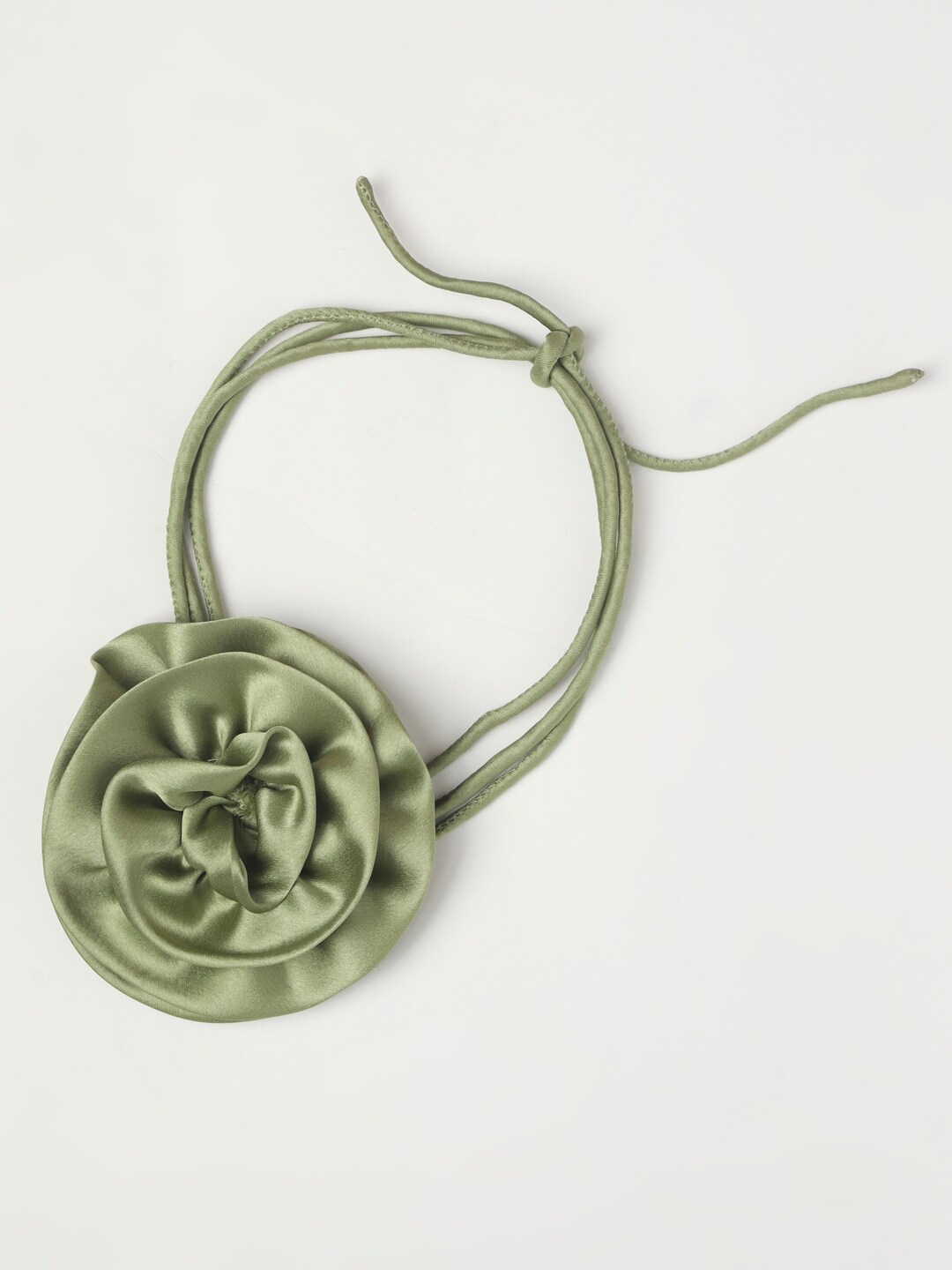 

DEPANO Satin Flower Chokers, Green