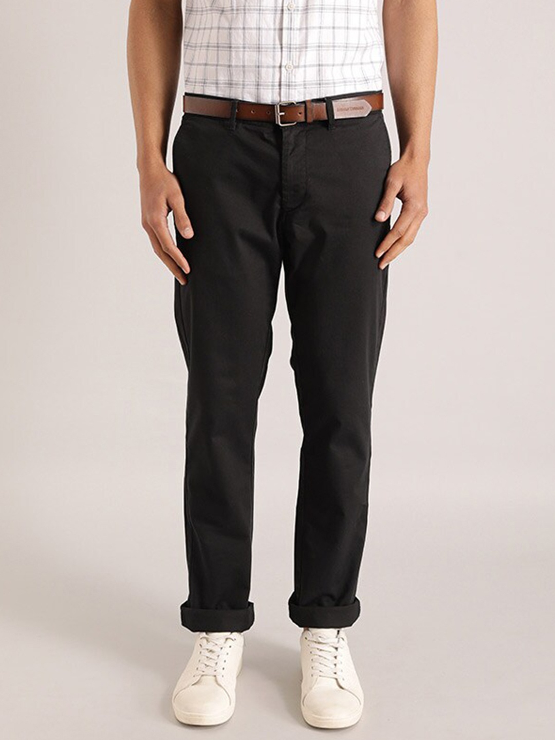 

Indian Terrain Men Brooklyn Slim Fit Mid-Rise Chinos, Black