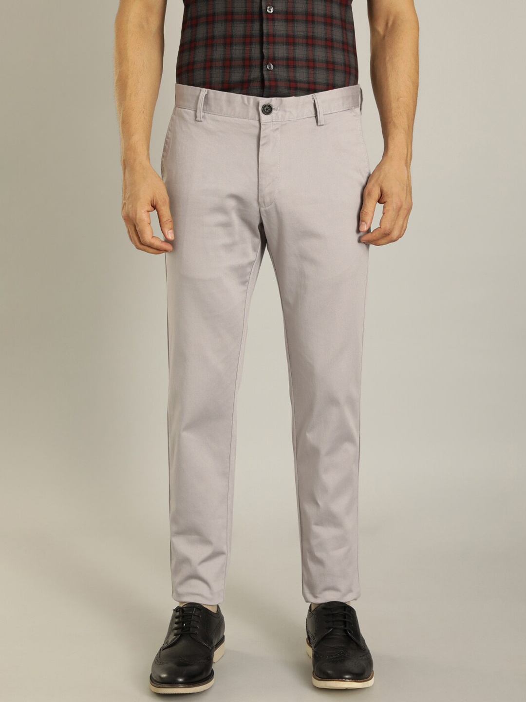 

Indian Terrain Men Brooklyn Slim Fit Mid Rise Chinos Trousers, Grey