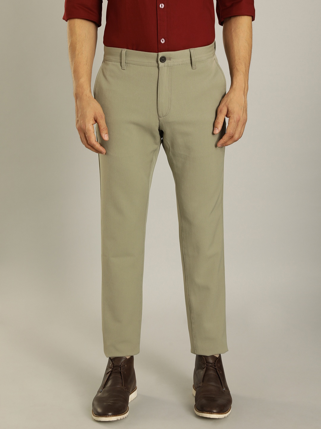 

Indian Terrain Men Brooklyn Slim Fit Mid Rise Chinos Trousers, Green