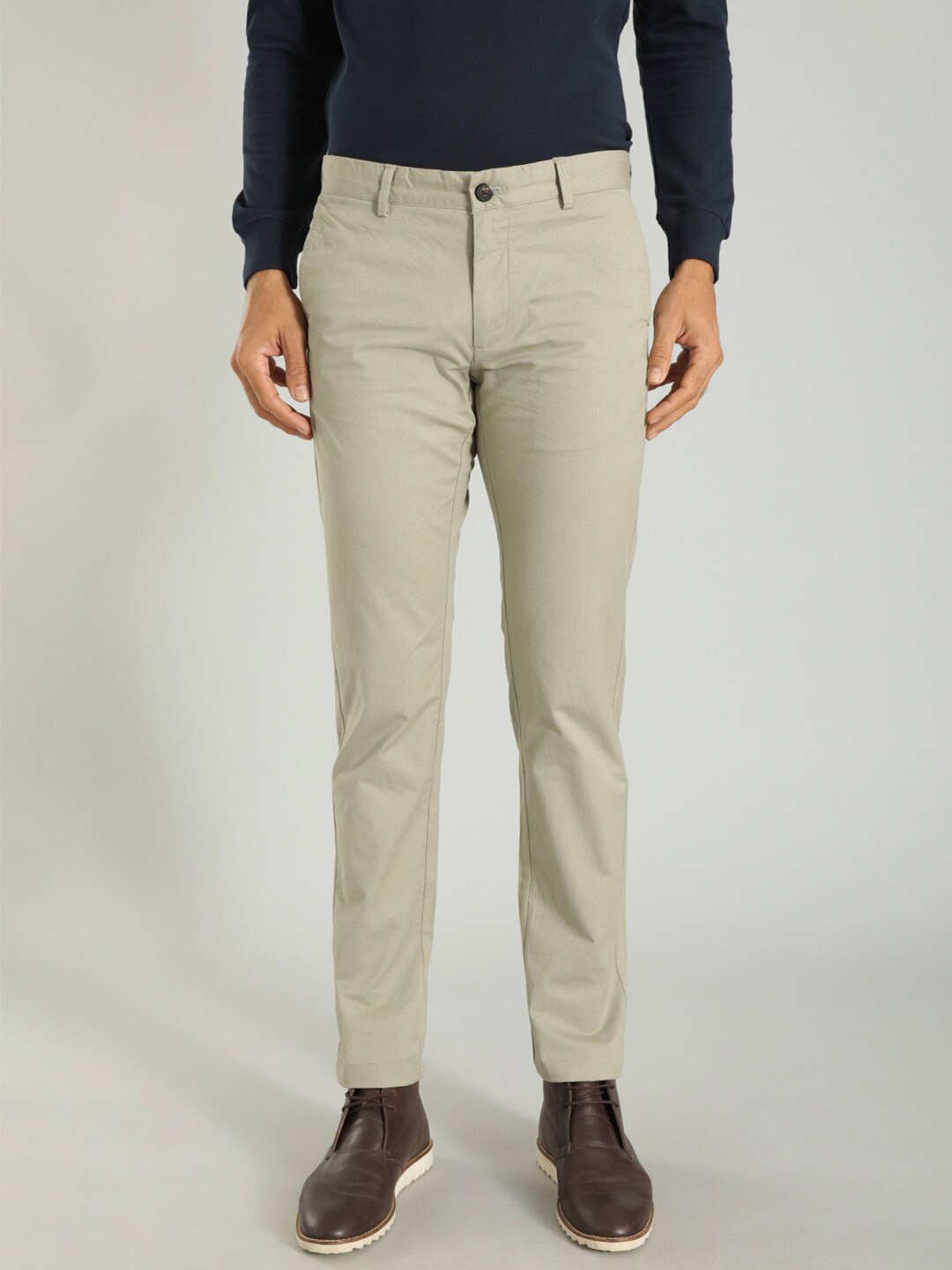 

Indian Terrain Men Brooklyn Slim Fit Chinos Trousers, Green
