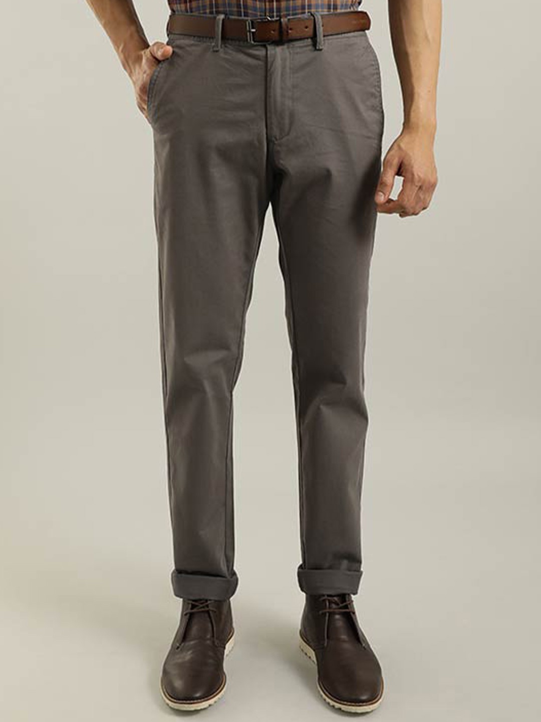 

Indian Terrain Men Brooklyn Slim Fit Trousers, Charcoal