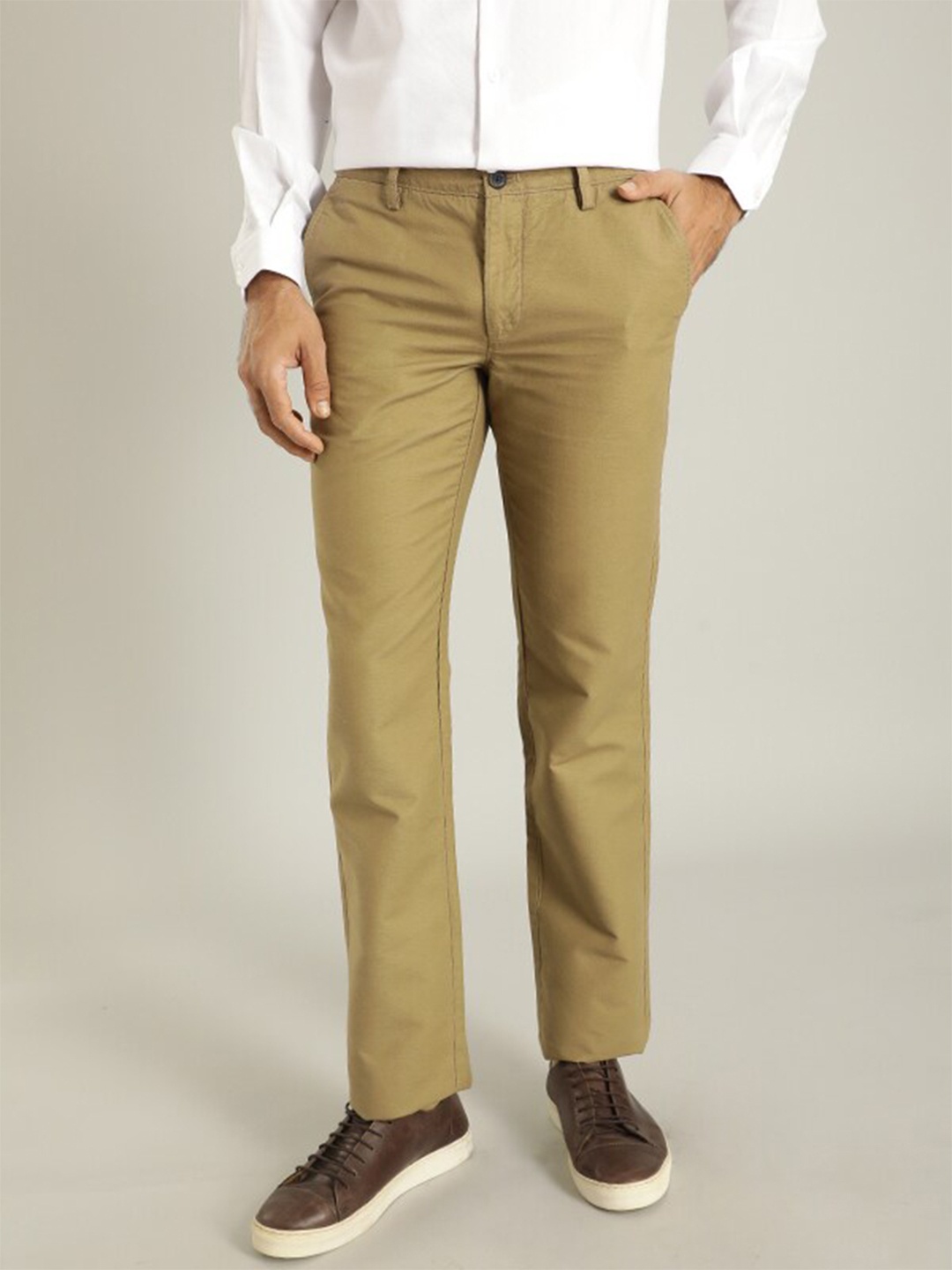 

Indian Terrain Men Kansas Pure Cotton Chinos Trousers, Khaki