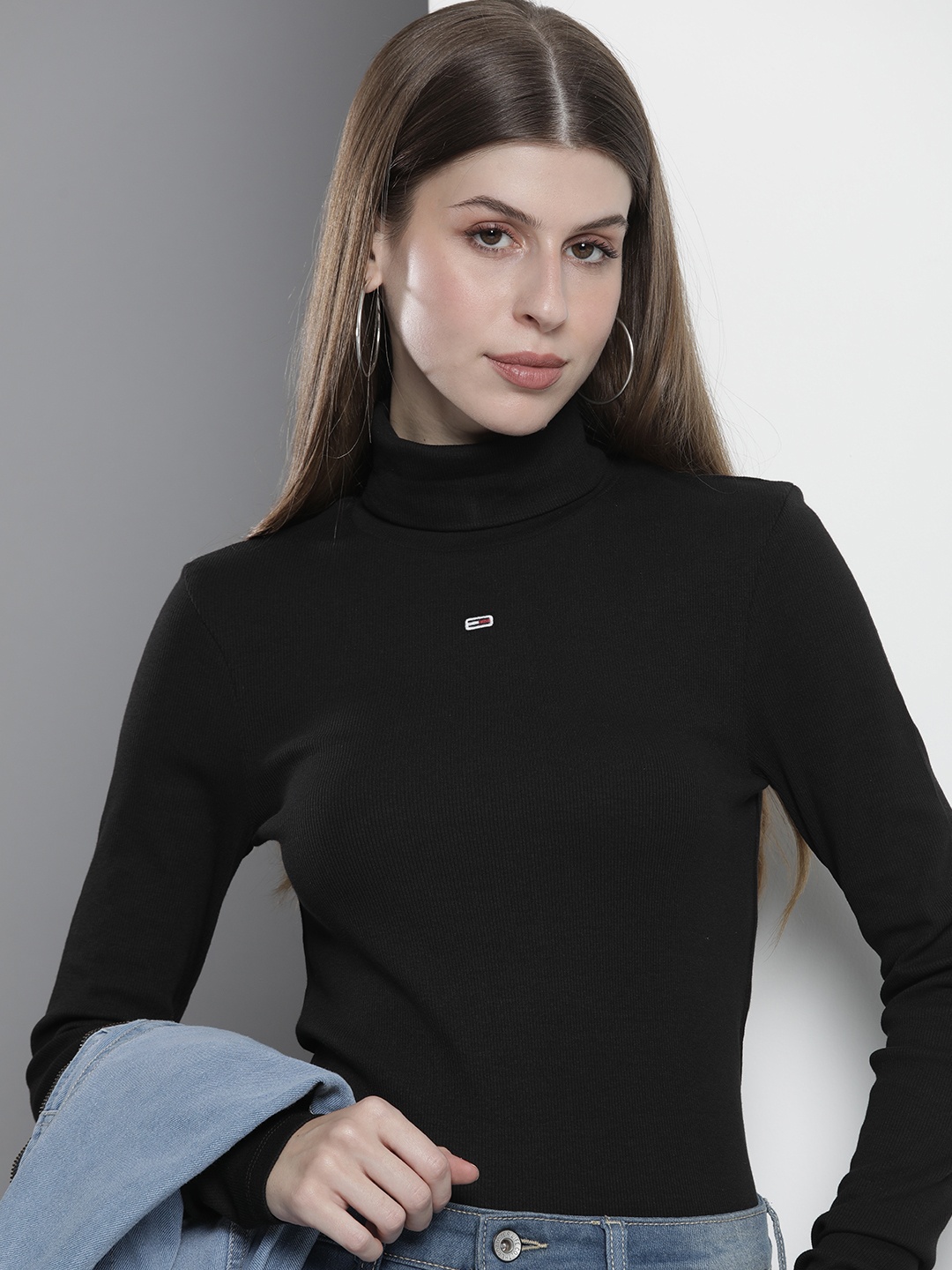 

Tommy Hilfiger Solid Long Sleeves Regular Top, Black