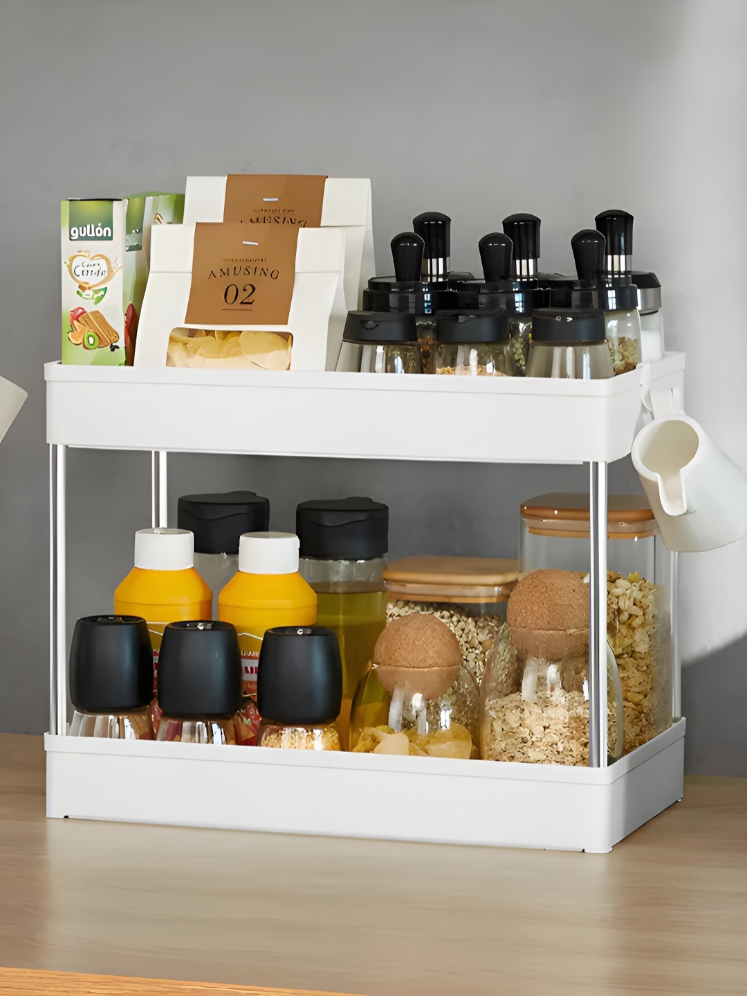 

LUXEHOME INTERNATIONAL White Regular Shelf Basket Organisers