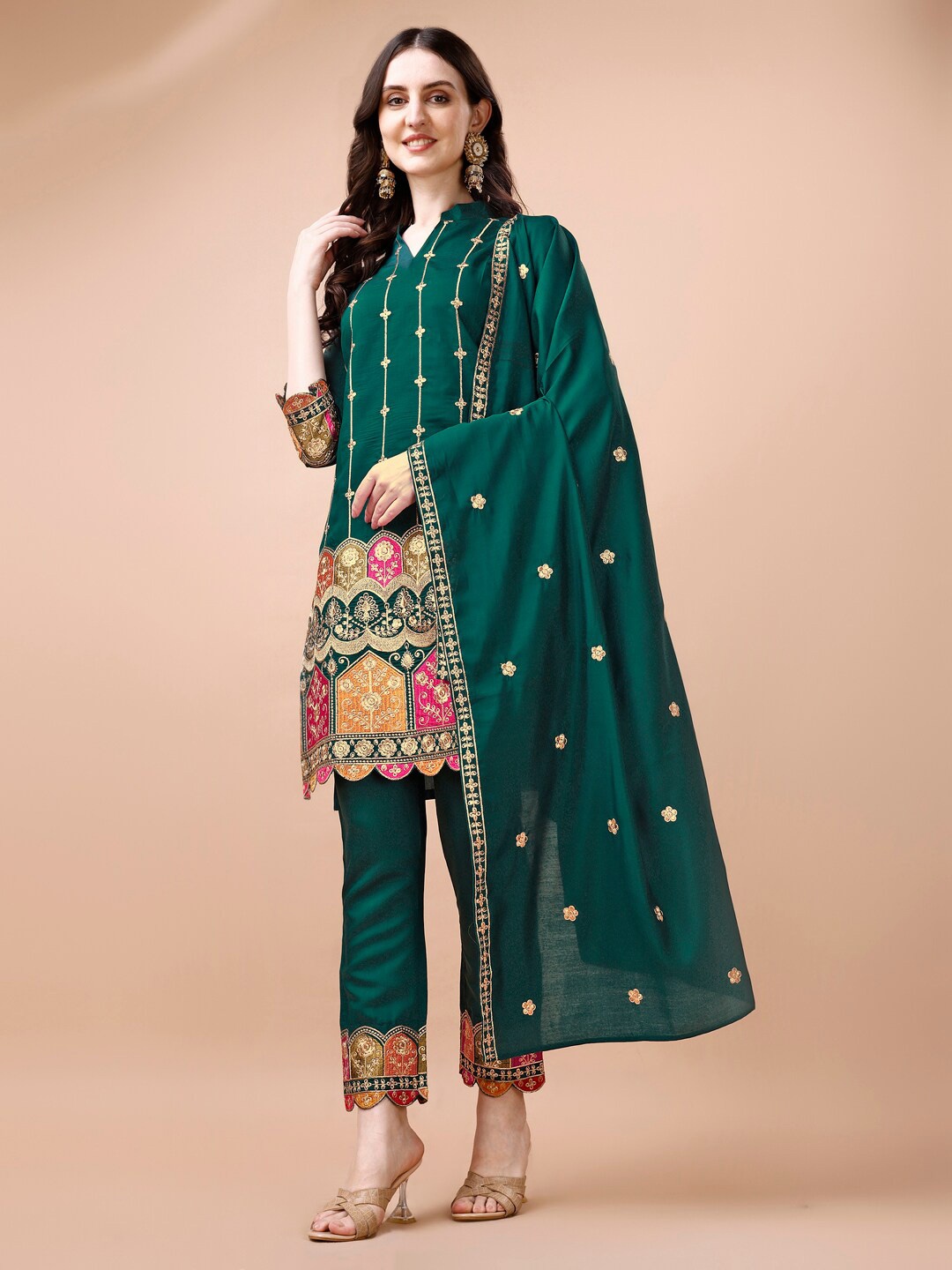 

KALINI Ethnic Motifs Embroidered Thread Work Kurta & Trousers With Dupatta, Green
