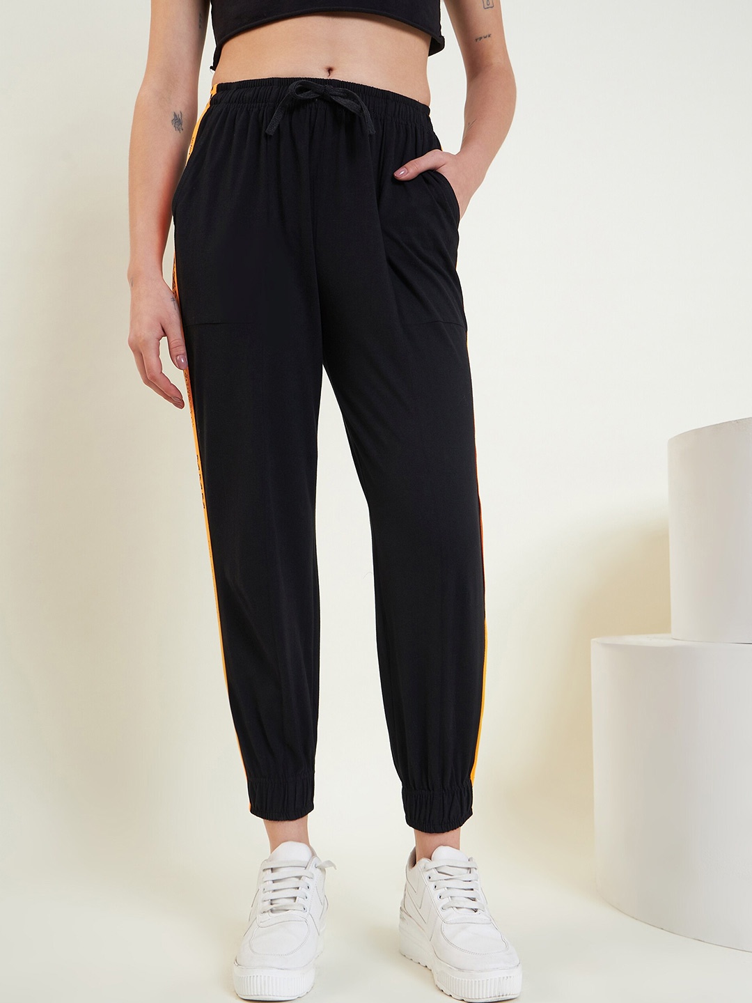 

Mast & Harbour Women Cotton Jogger, Black