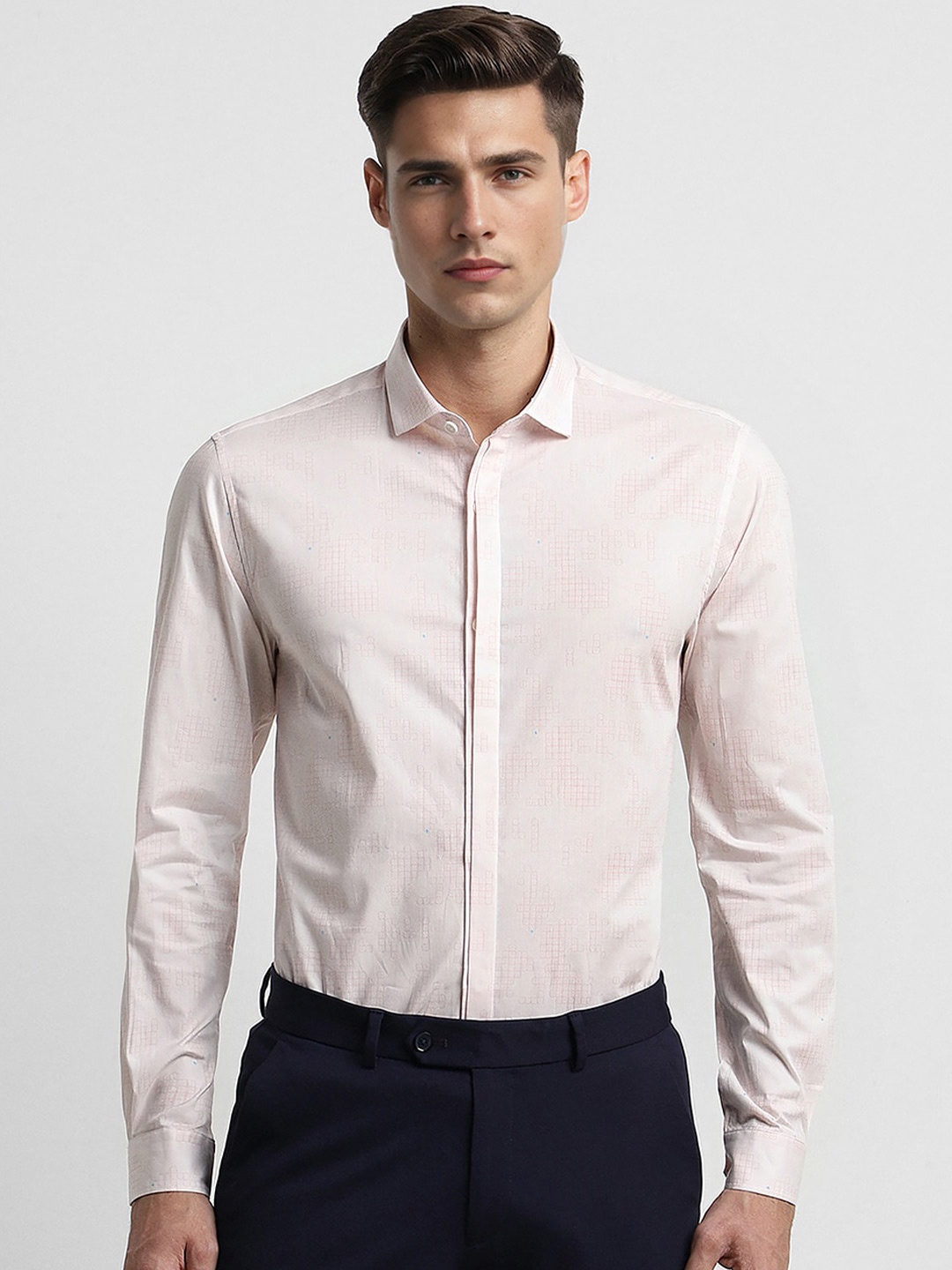 

Peter England Slim Fit Textured Self Design Formal Shirt, Pink