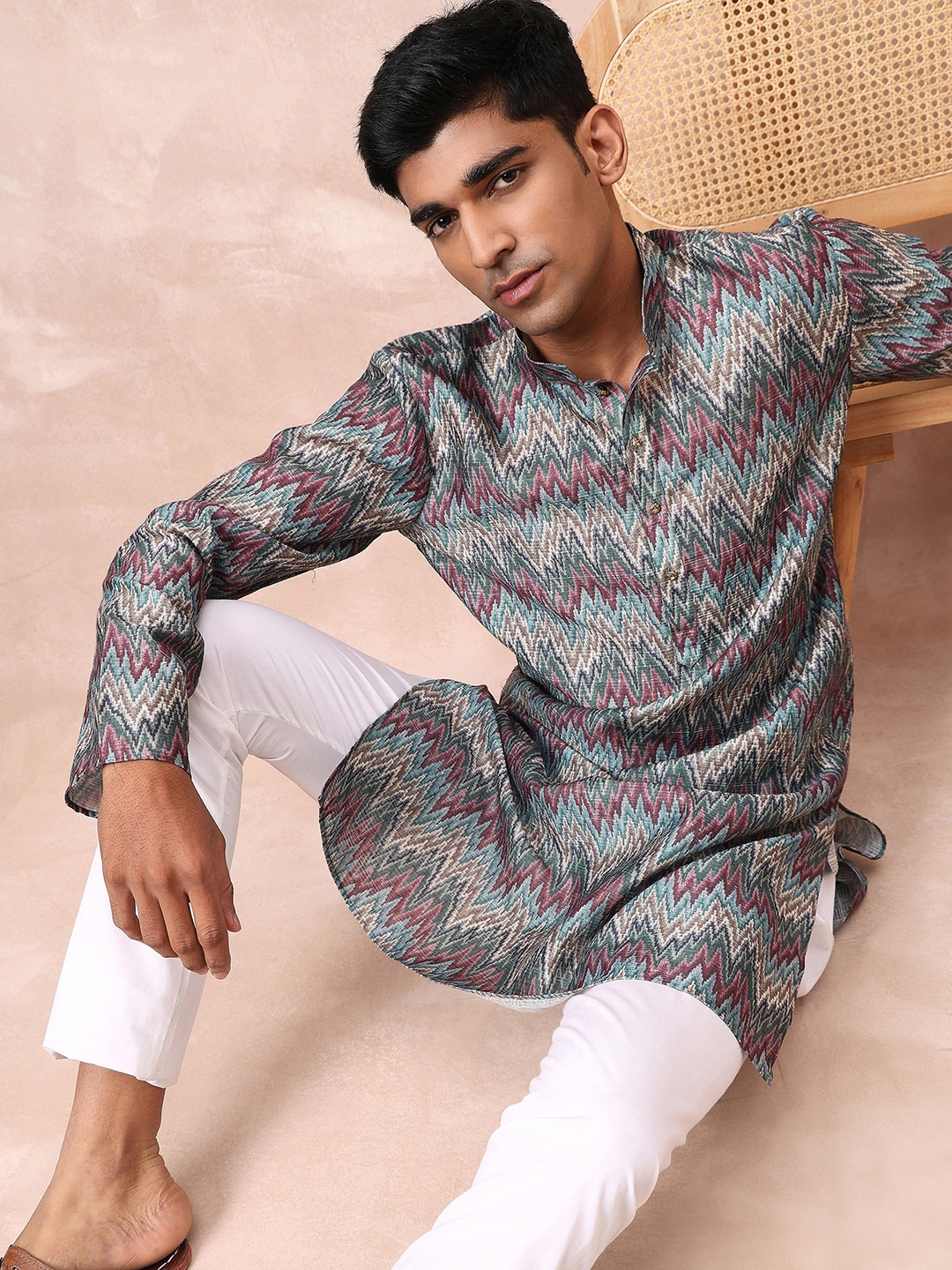 

HERE&NOW Grey Chevron Printed Jacquard Kurta