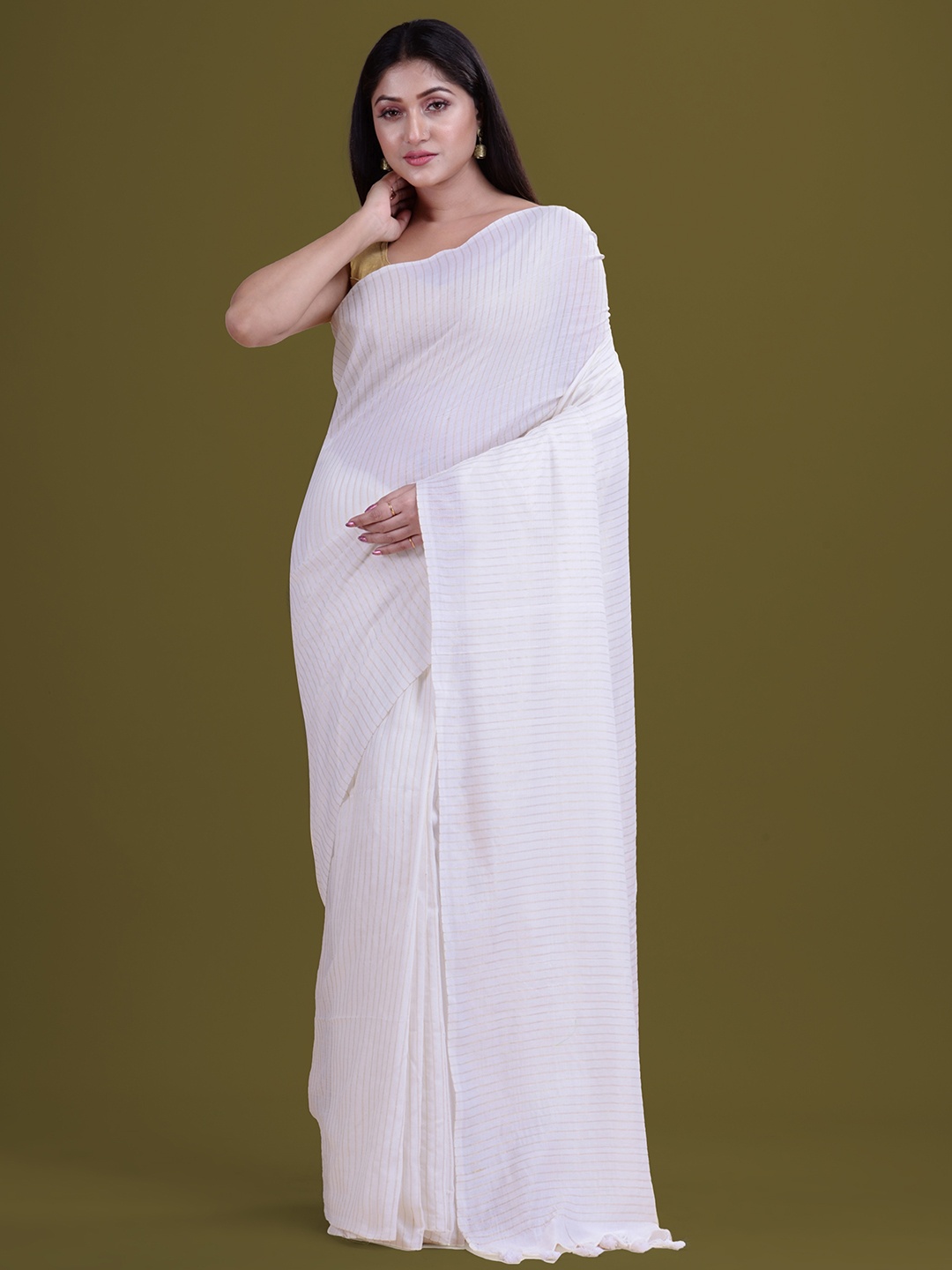 

HOUSE OF ARLI Striped Pure Cotton Saree, White