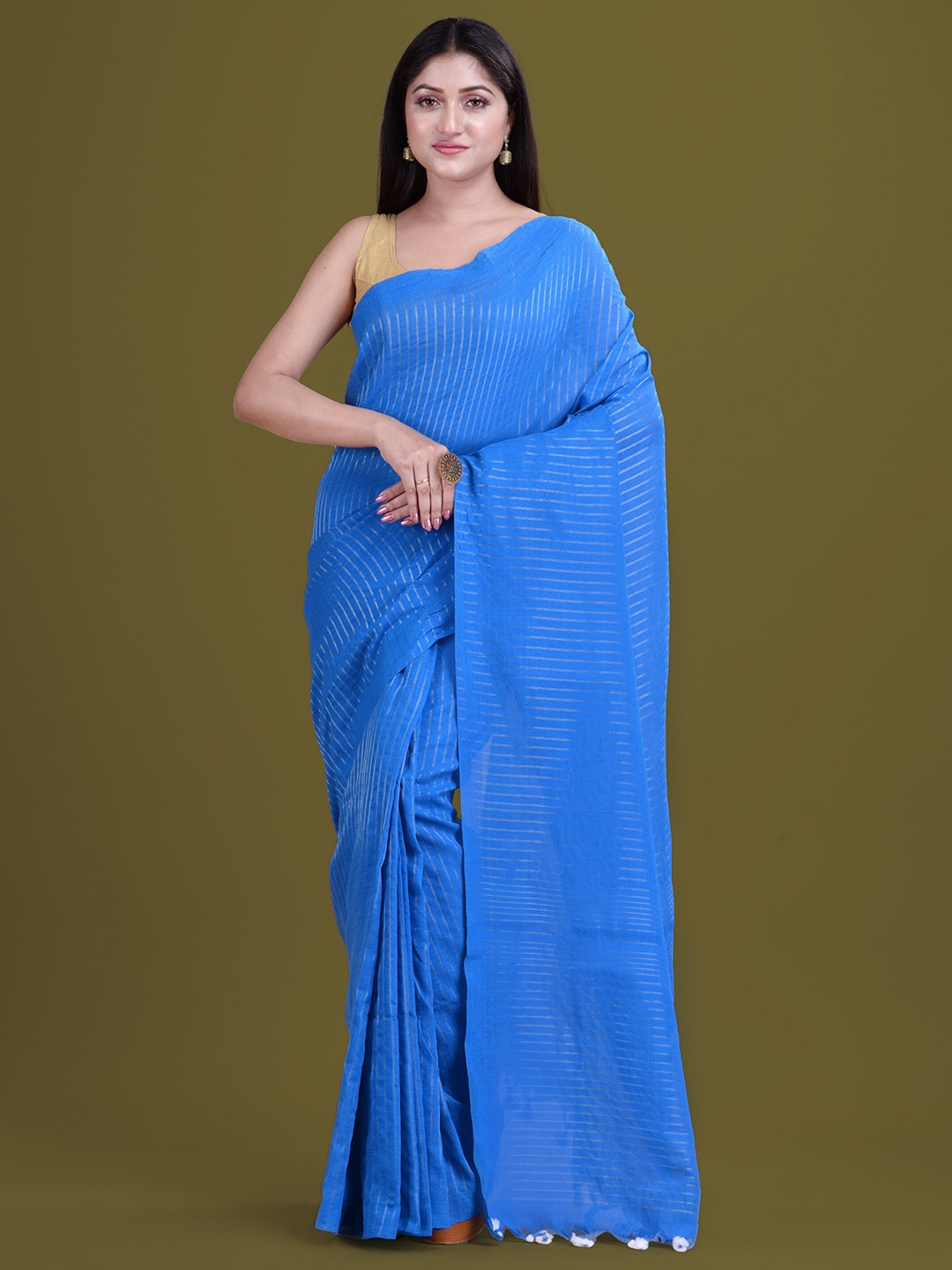 

HOUSE OF ARLI Striped Pure Cotton Saree, Blue