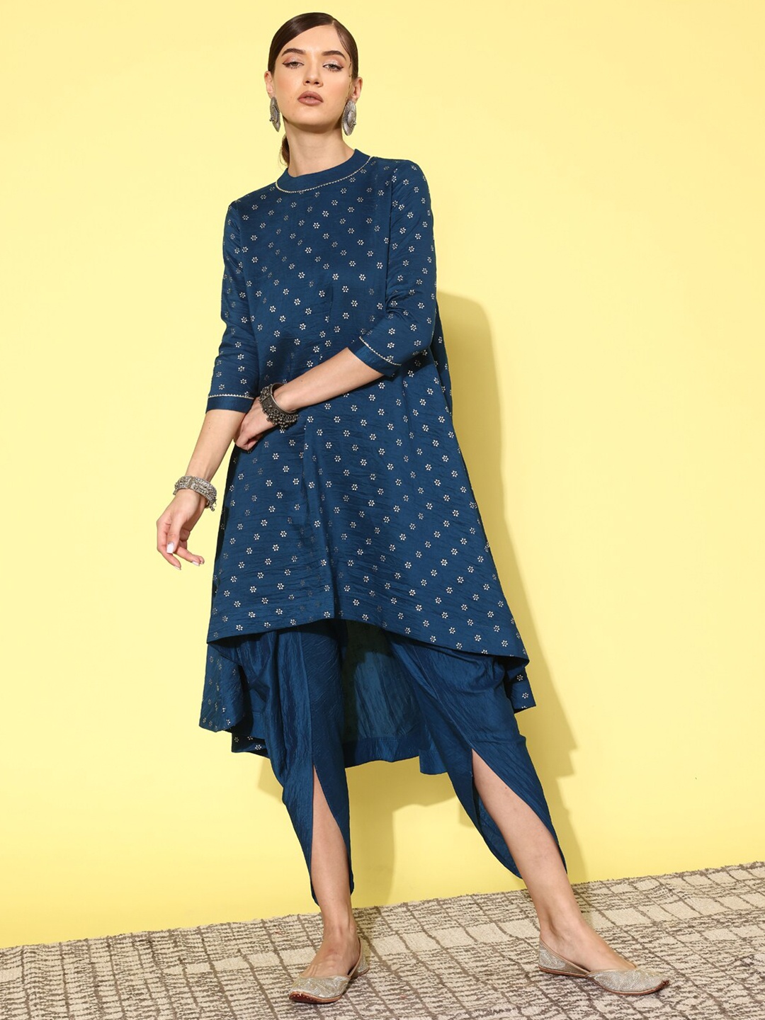 

Kvsfab Floral Printed Kurta With Dhoti Pants, Teal