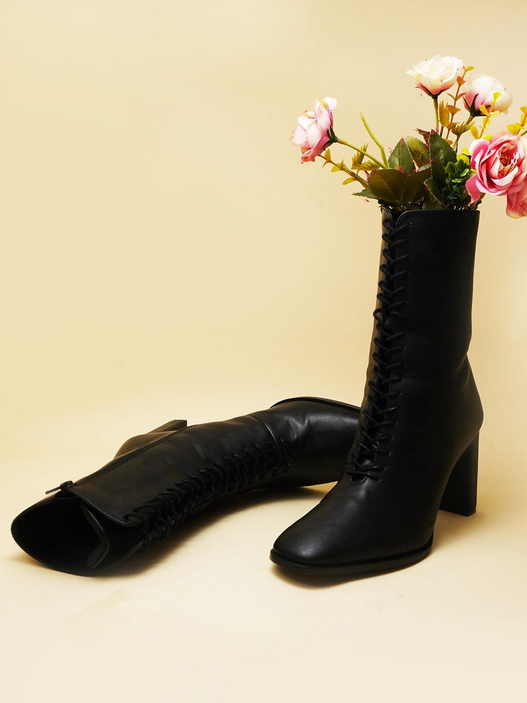 

THE WHITE POLE Women High-Top Block-Heeled Boots, Black
