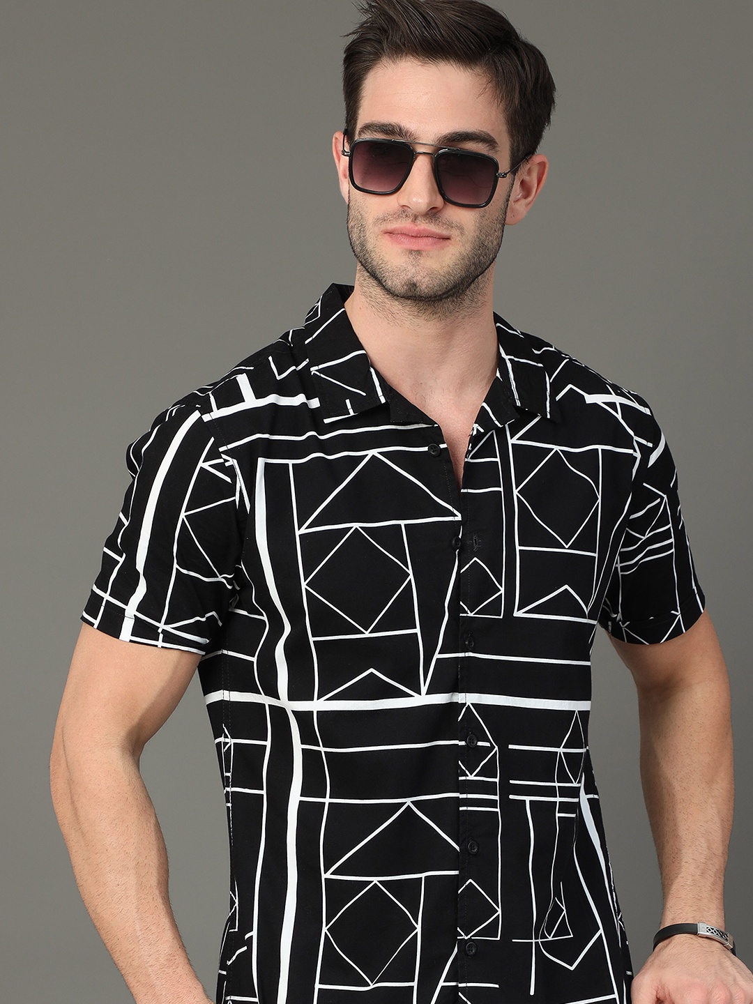 

HERE&NOW Slim Fit Geometric Printed Spread Collar Cotton Casual Shirt, Black