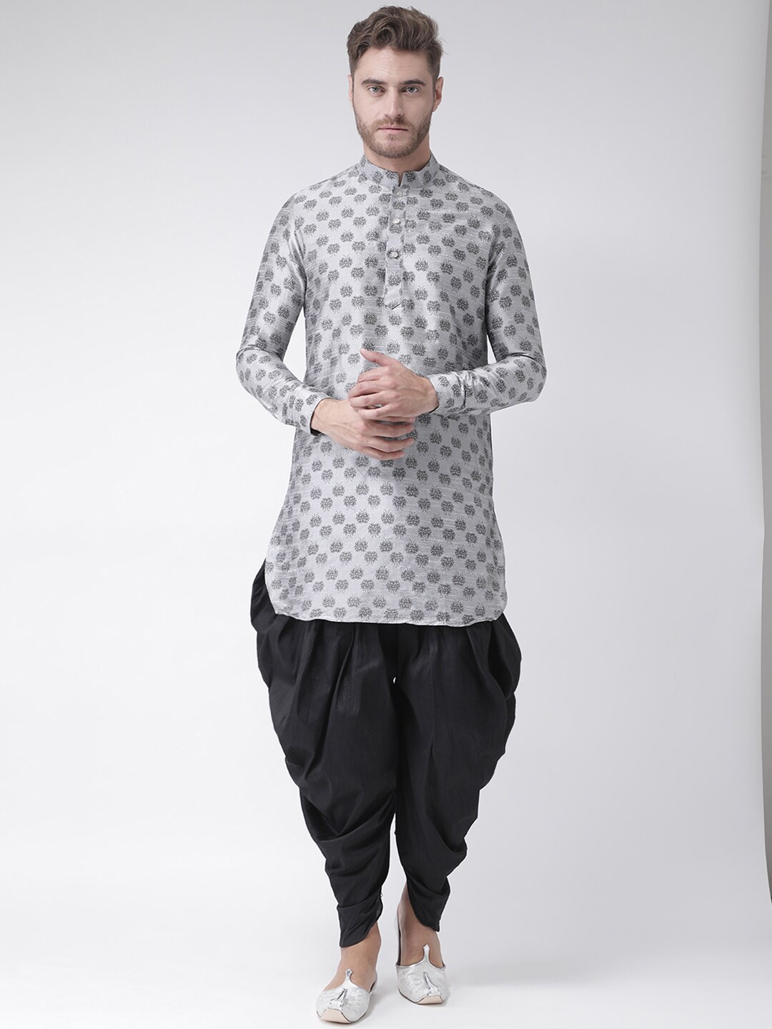 

DEYANN Floral Printed Regular Kurta With Patiala, Grey