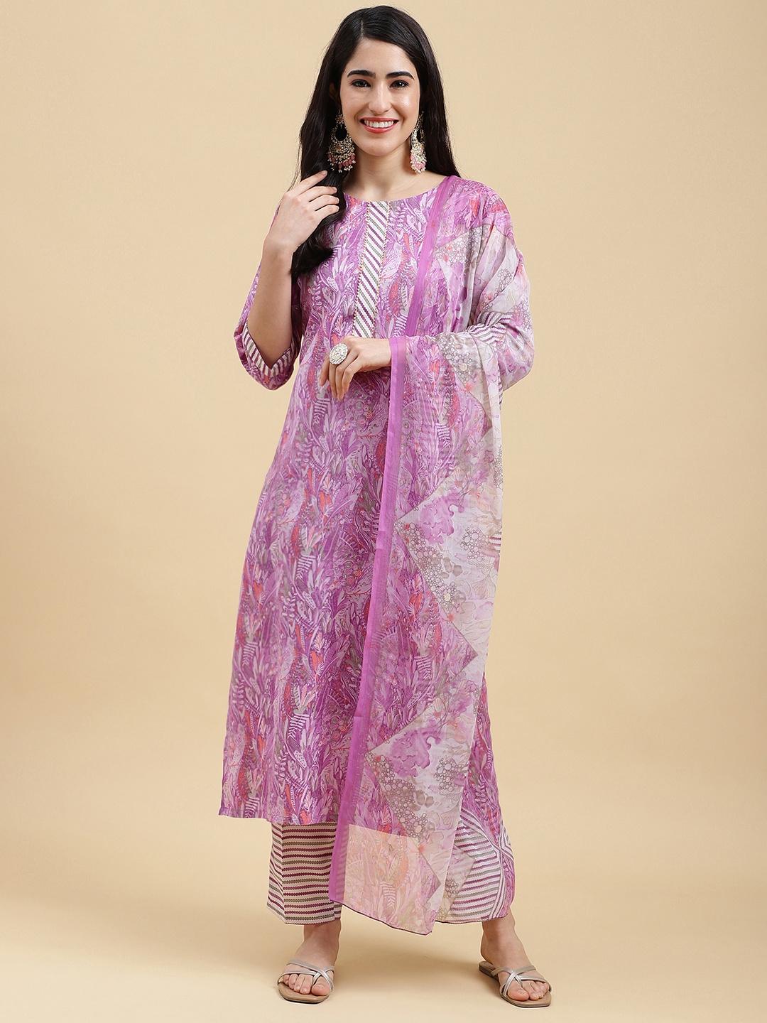 

MOKOSH Floral Printed Kurta With Trousers & Dupatta, Yellow