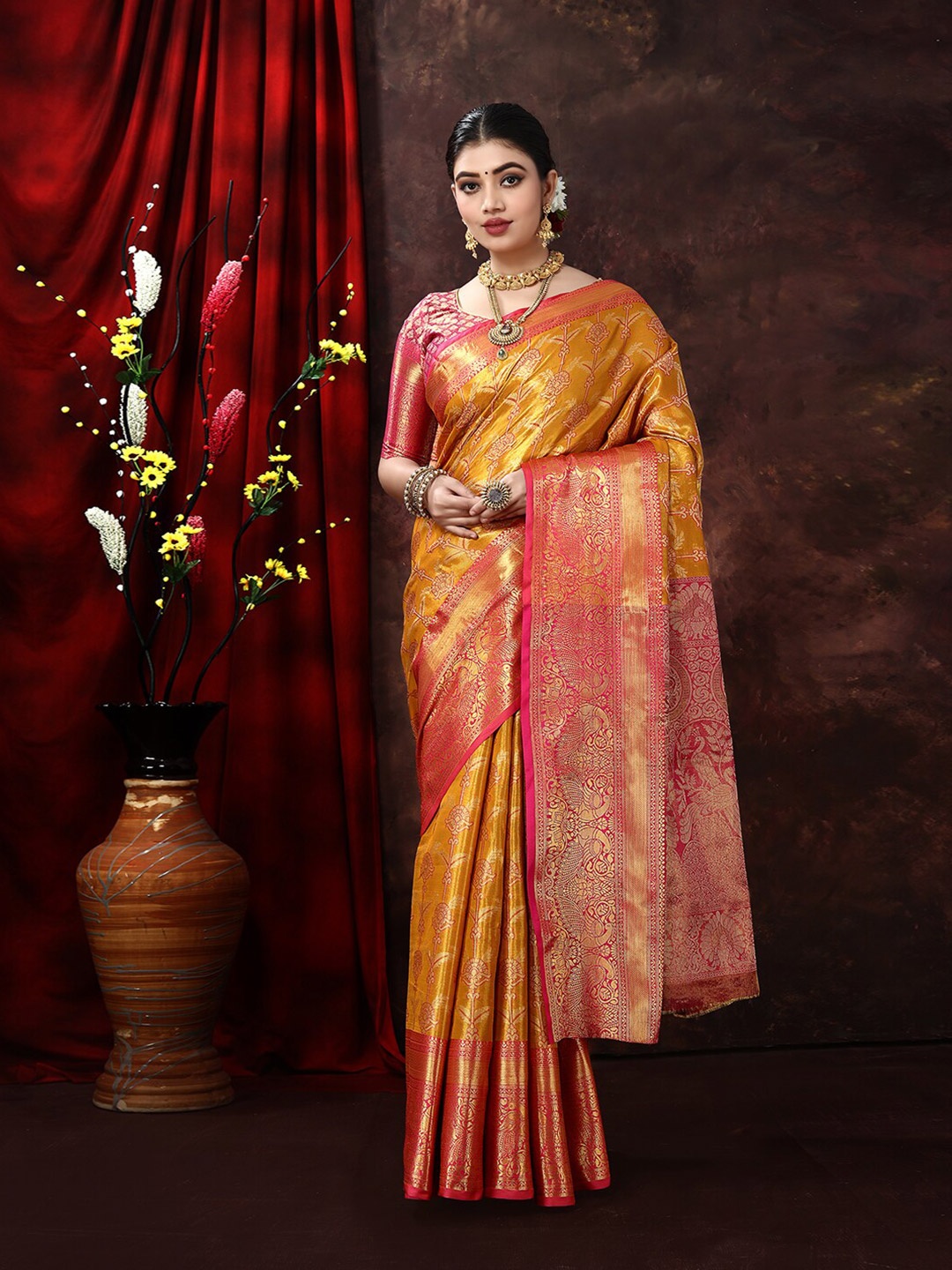 

JUST FASHION Woven Design Zari Kanjeevaram Saree, Gold