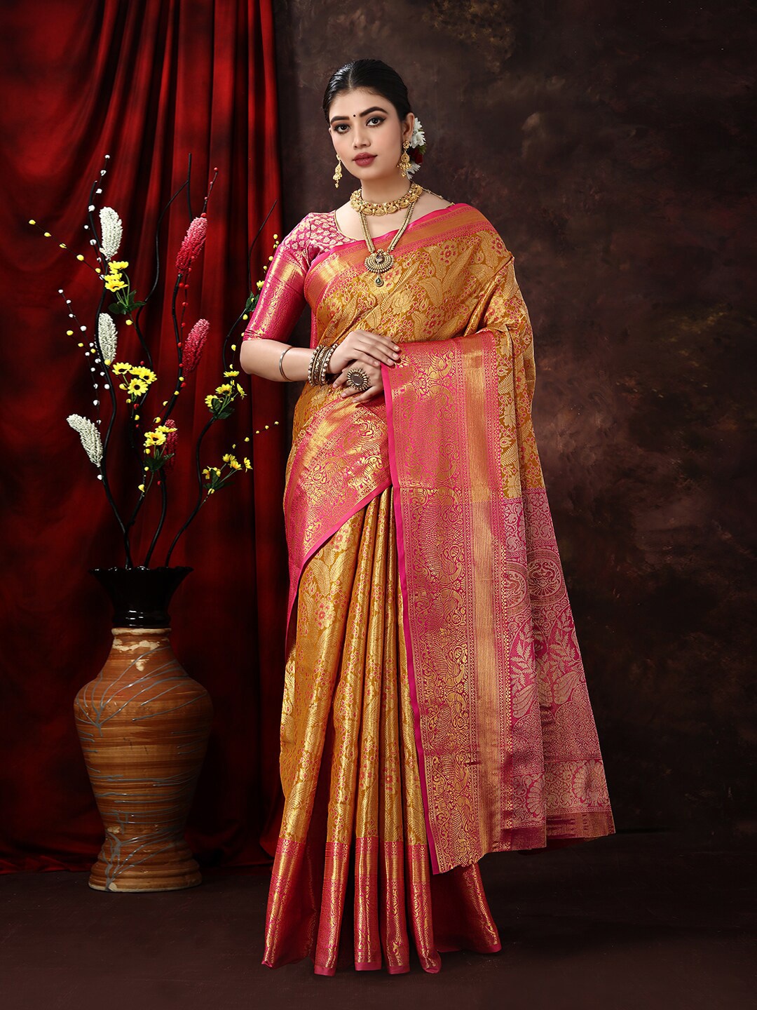 

JUST FASHION Woven Design Zari Kanjeevaram Saree, Gold