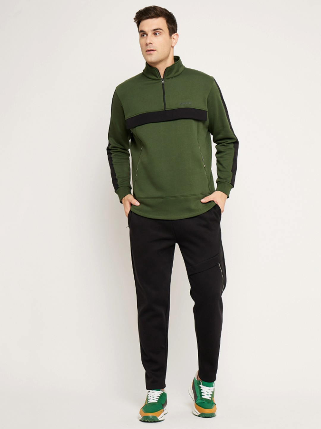 

EDRIO Mock Collar Long Sleeves Mid-Rise Tracksuits, Green
