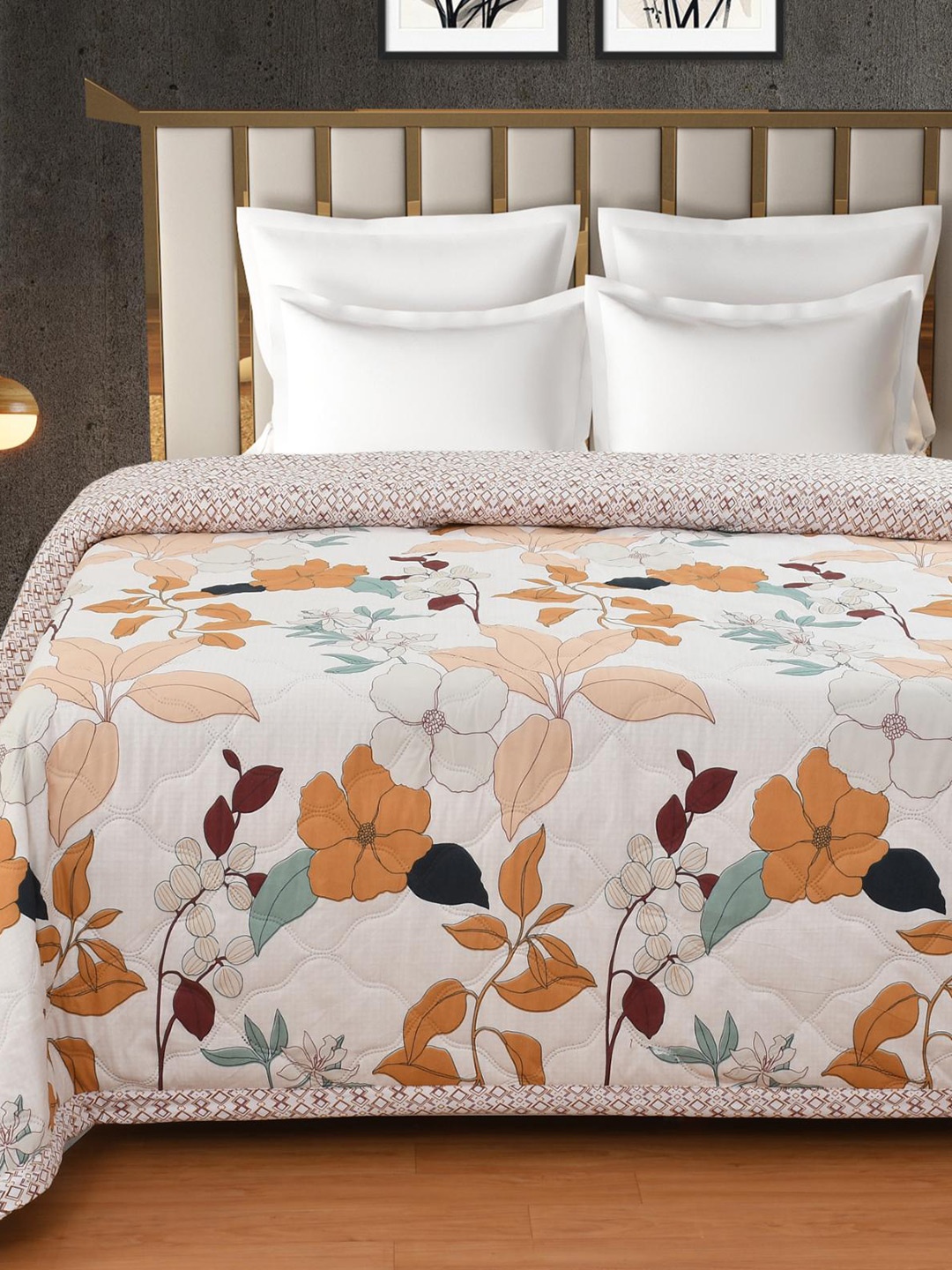 

Florida White & Orange Reversible Floral AC Room Double Bed Comforter