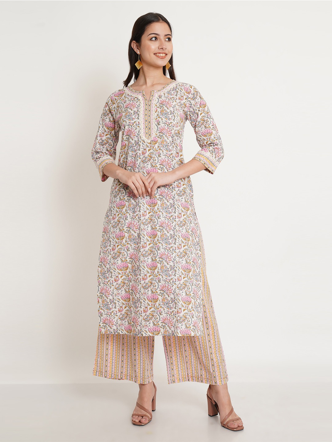 

COTLAND FASHION Floral Printed Notched Neck Straight Kurta with Palazzos, White
